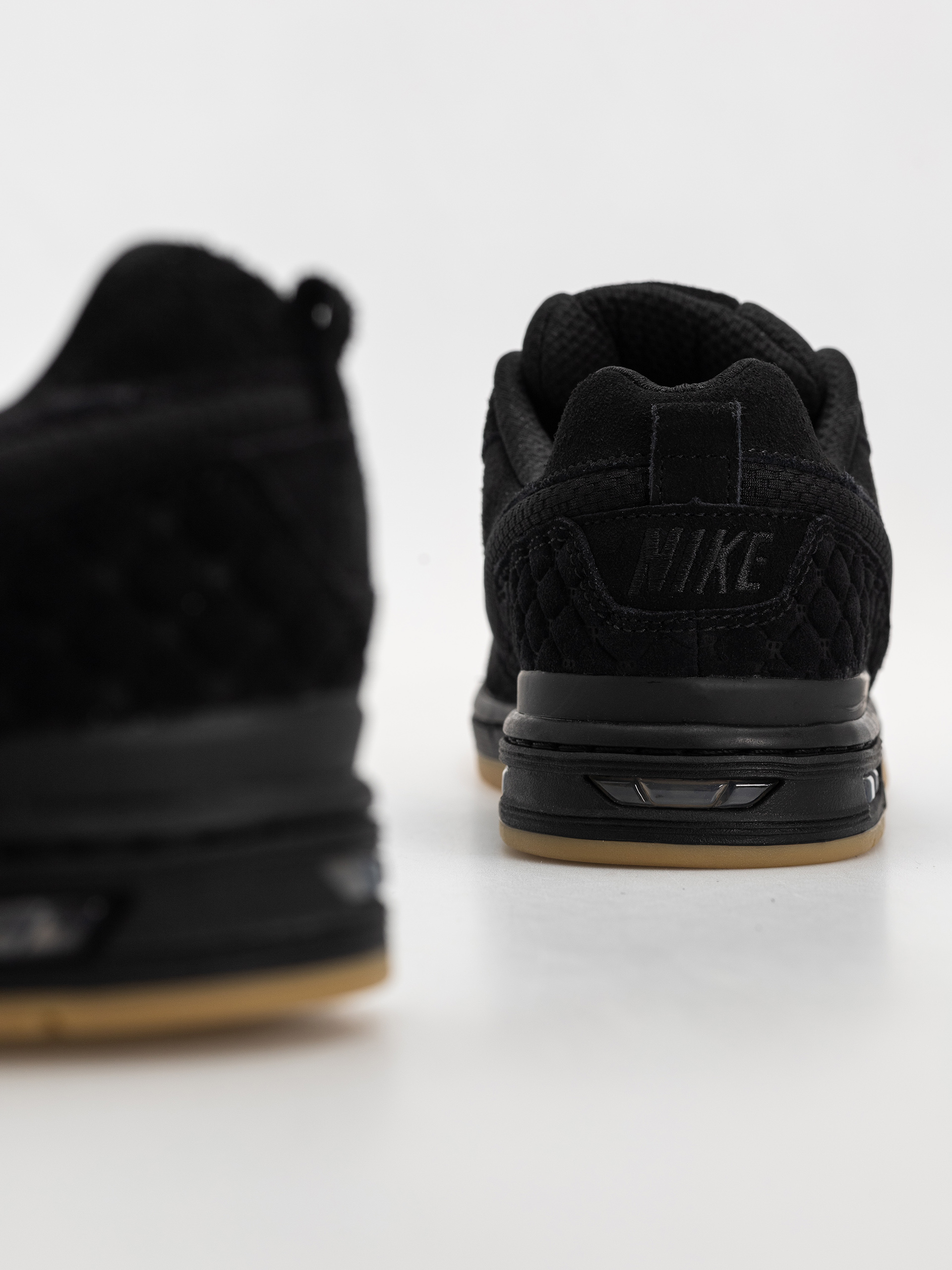 Pantofi Nike SB Paul Rodriguez Zoom Air Low (black/black/black/gum light brown)
