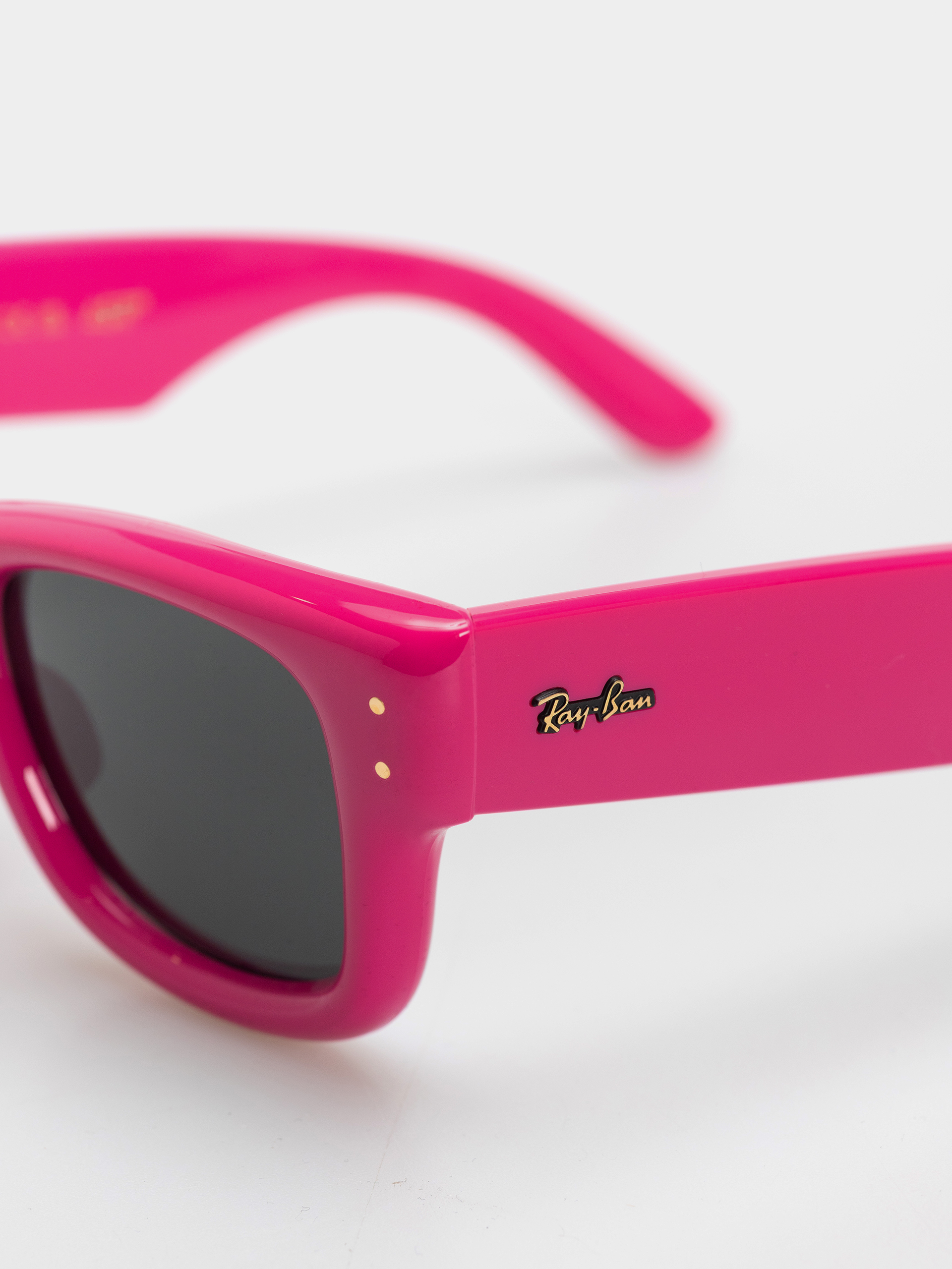Ochelari de soare Ray-Ban Wayfarer Puffer (polerowany fuksja/ultra czarny)