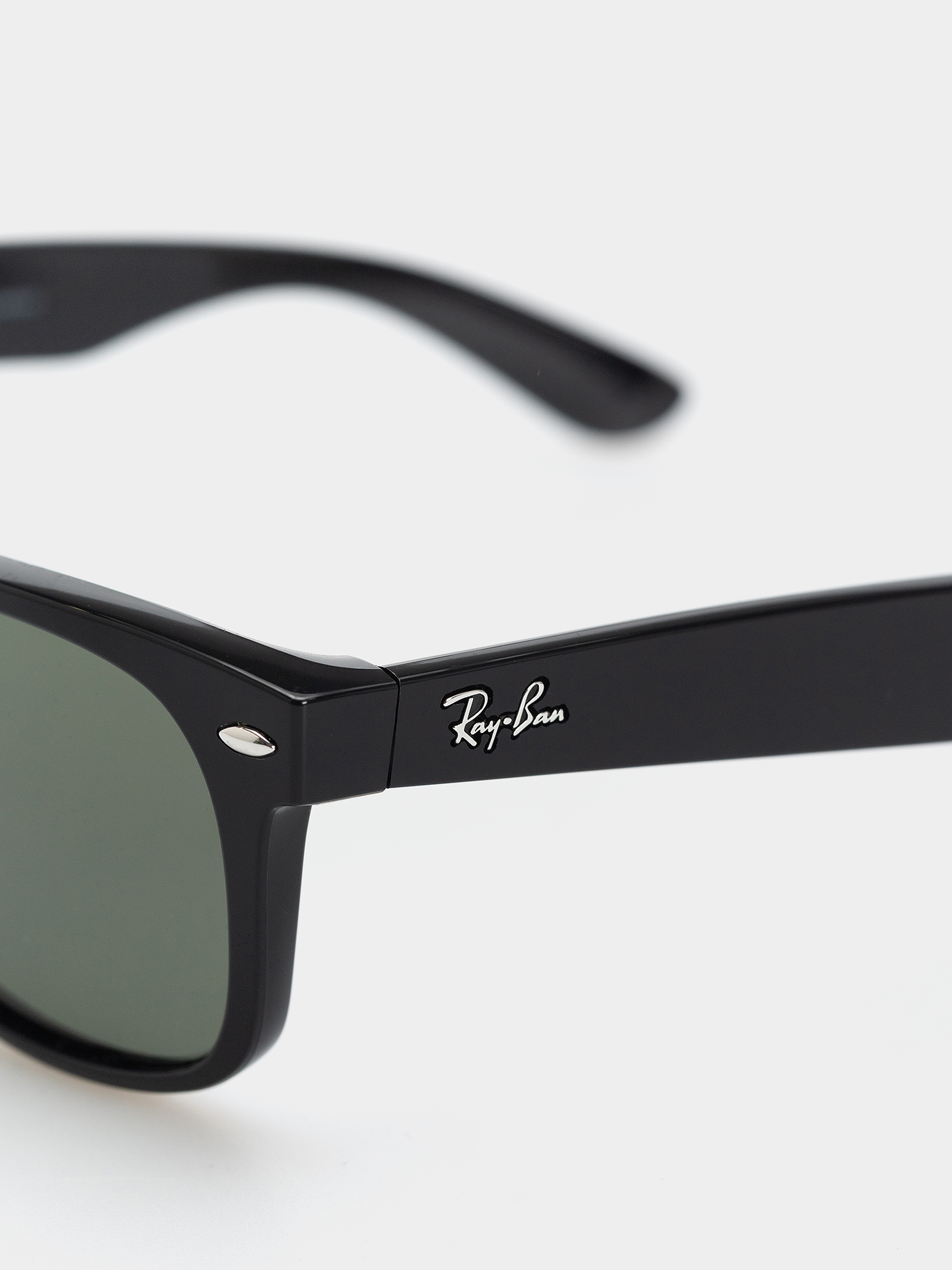 Ochelari de soare Ray-Ban New Wayfarer Classic (polerowany czarny/zielone z polaryzacją)