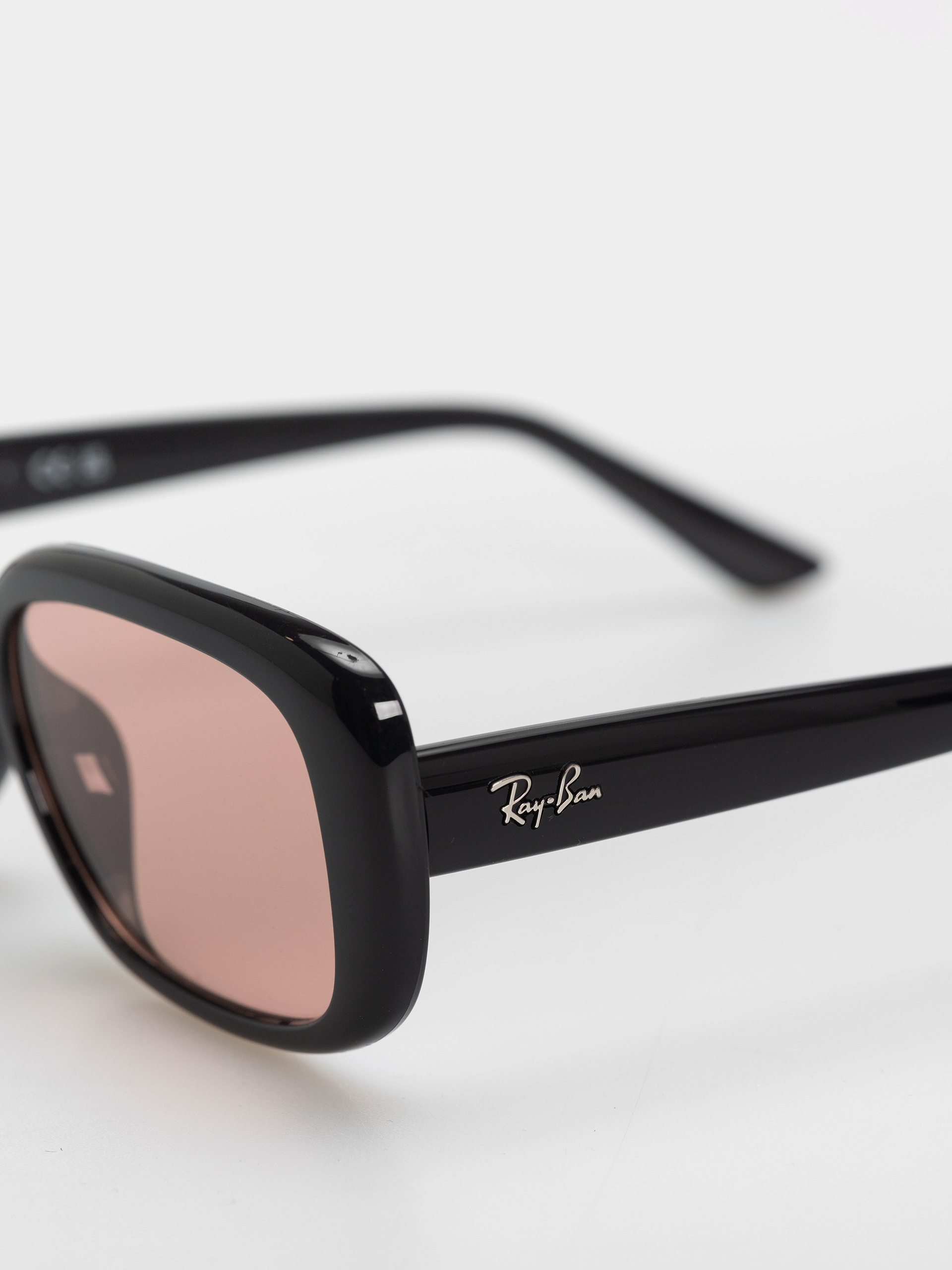 Ochelari de soare Ray-Ban Rb4421D (polerowany czarny/ciemnoróżowe)