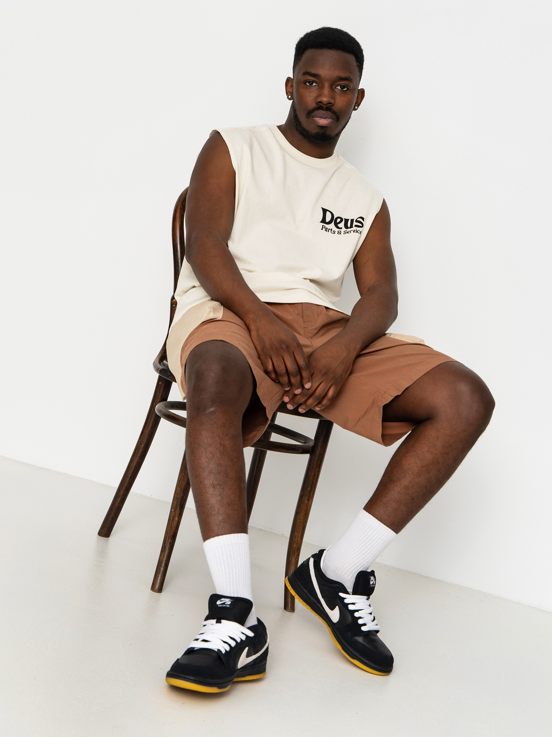 Tricou Deus Ex Machina Knucklebones Muscle (dirty white)