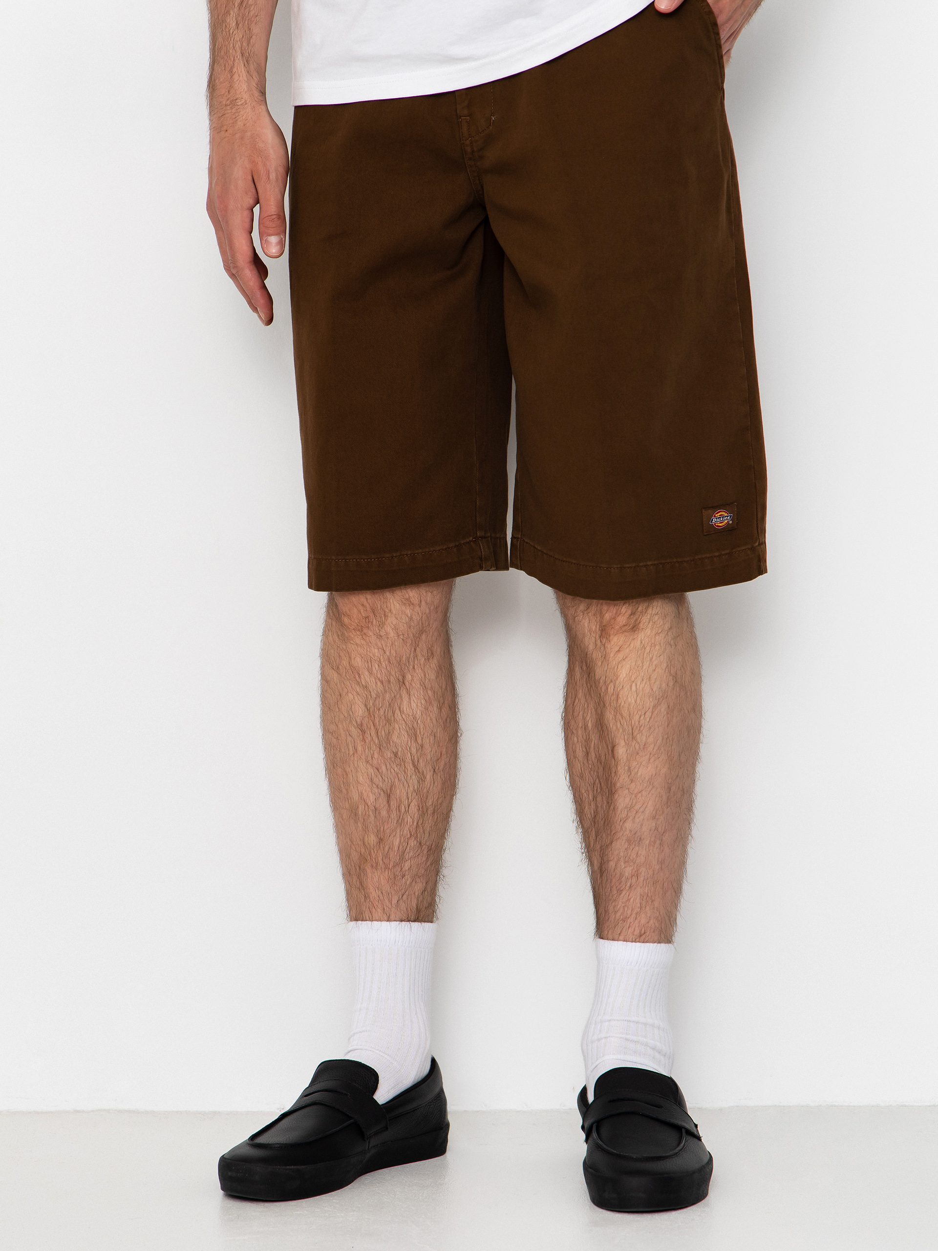 Pantaloni scurți Dickies 247 Garment Dyed 13 Inch (timber brown)
