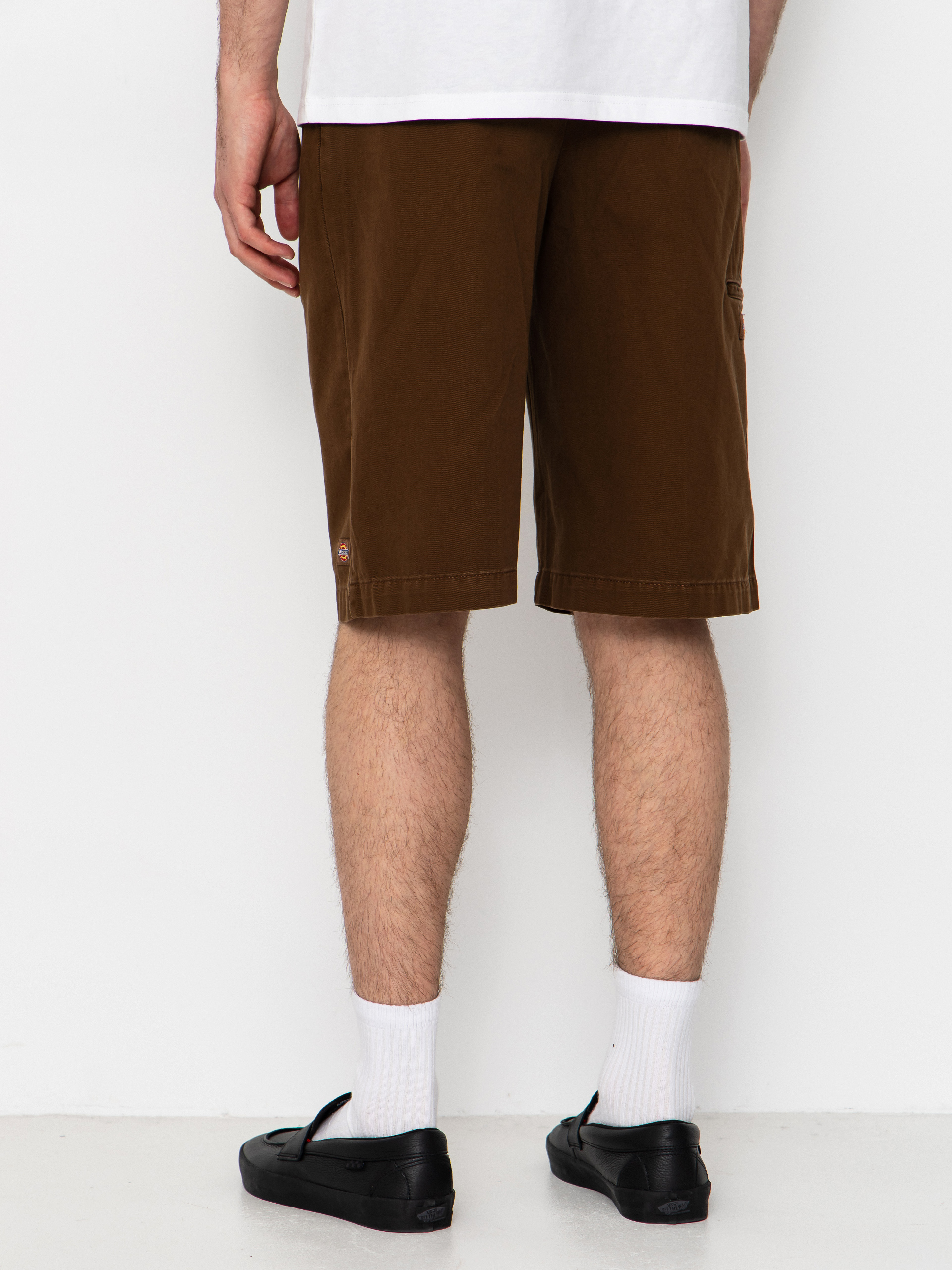 Pantaloni scurți Dickies 247 Garment Dyed 13 Inch (timber brown)