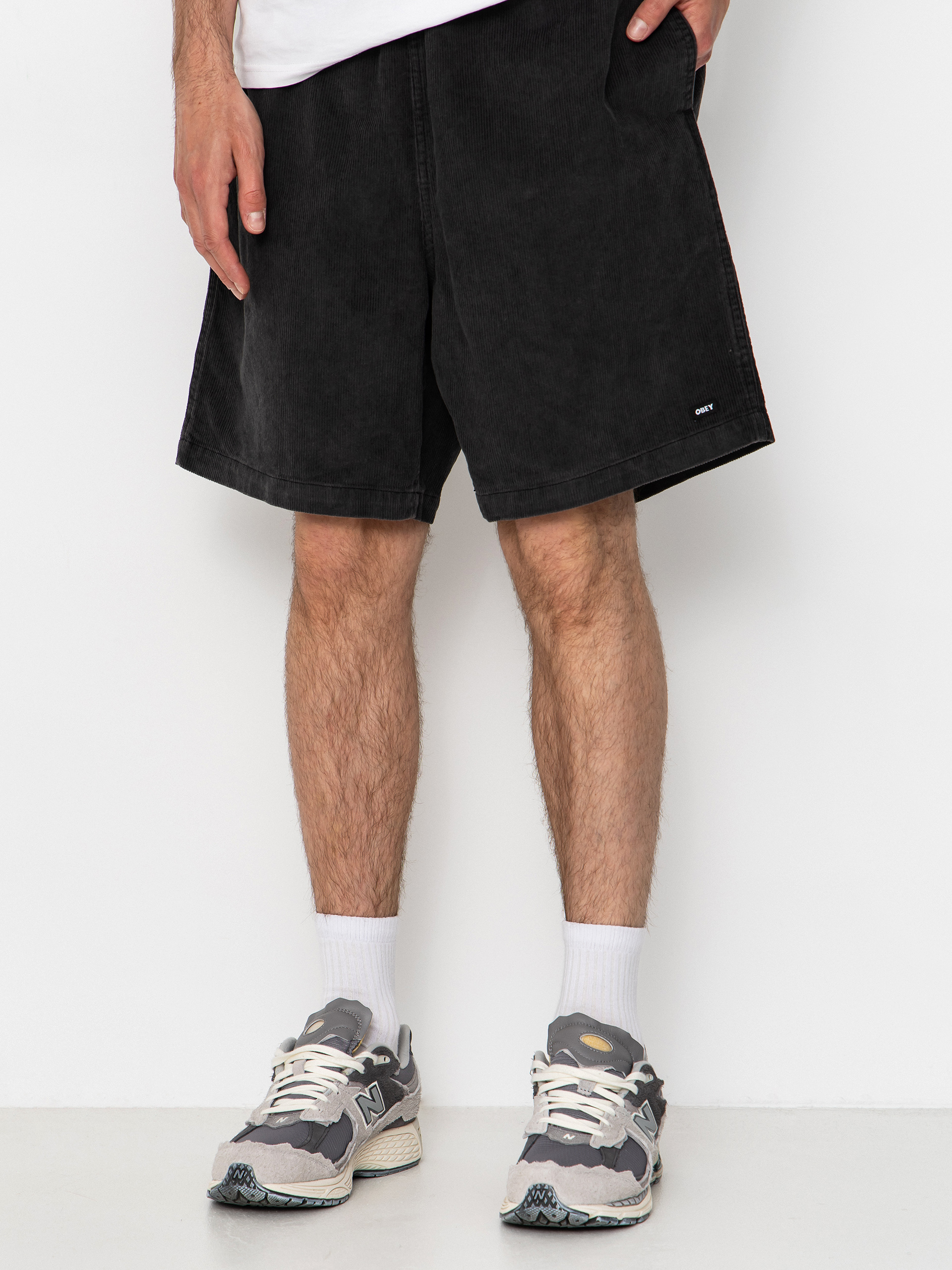 Pantaloni scurți OBEY Horizon (black faded wash)
