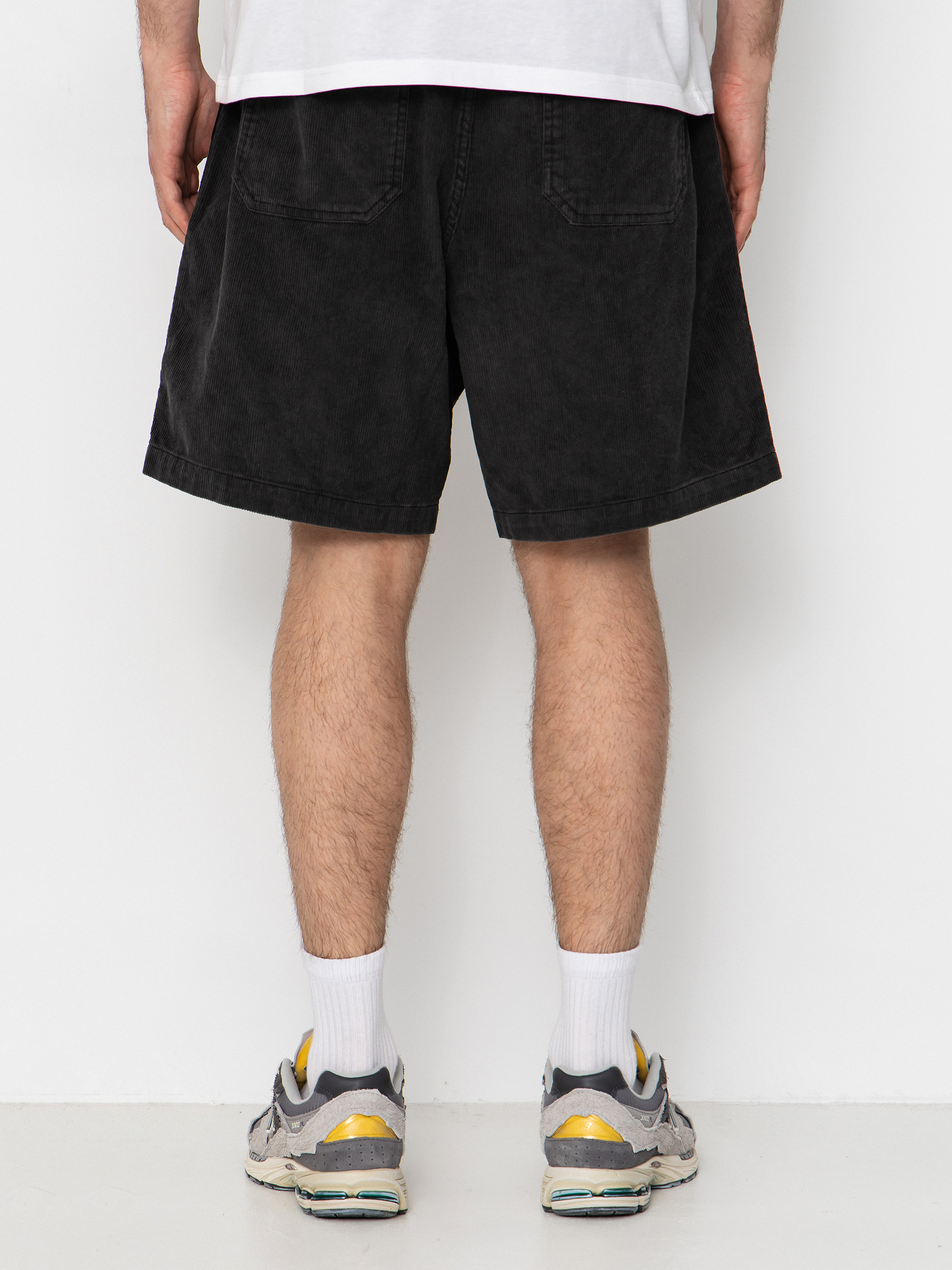 Pantaloni scurți OBEY Horizon (black faded wash)