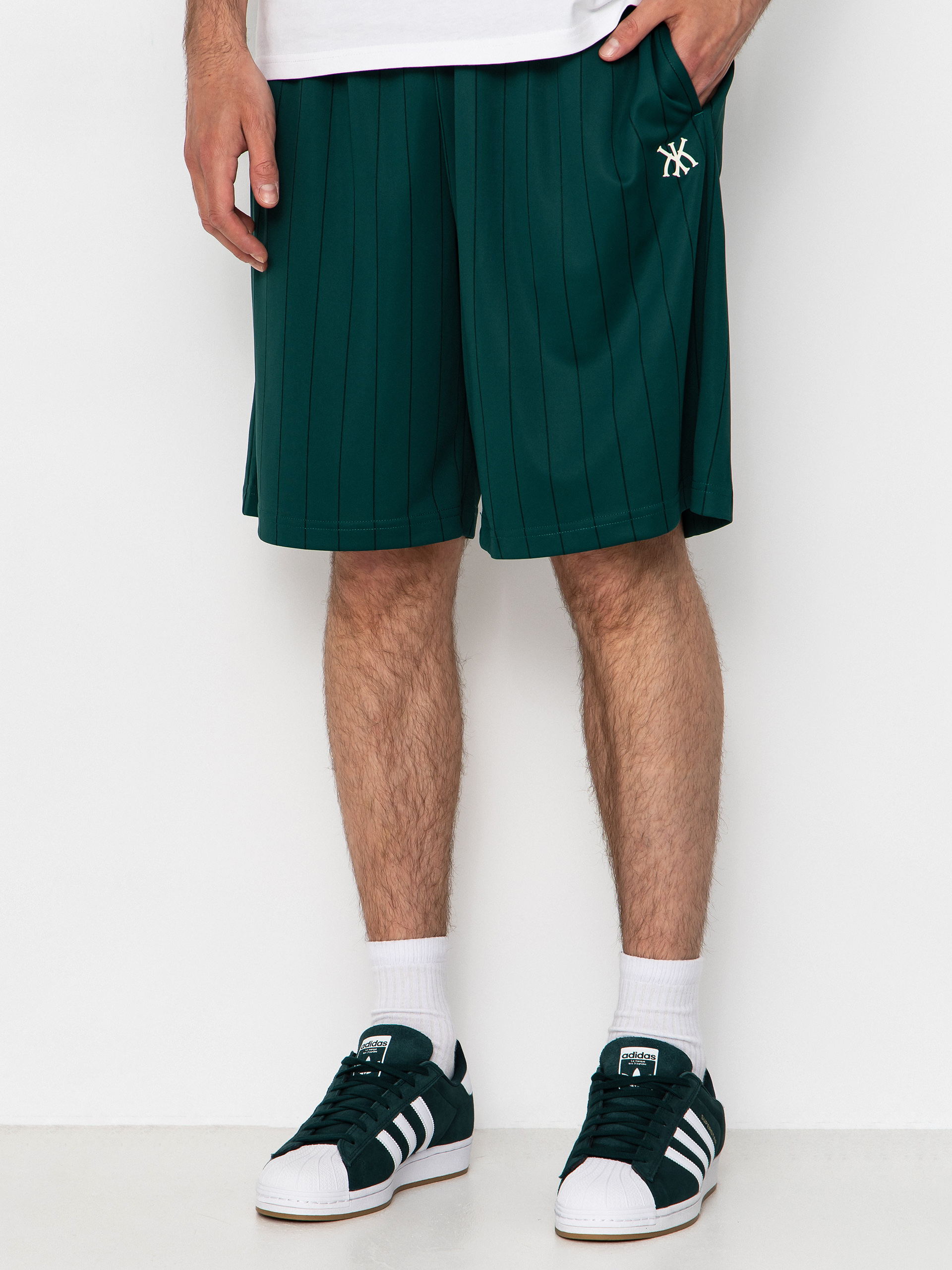Pantaloni scurți Karl Kani Insignia Shadow Pinstripe Soccer (green)