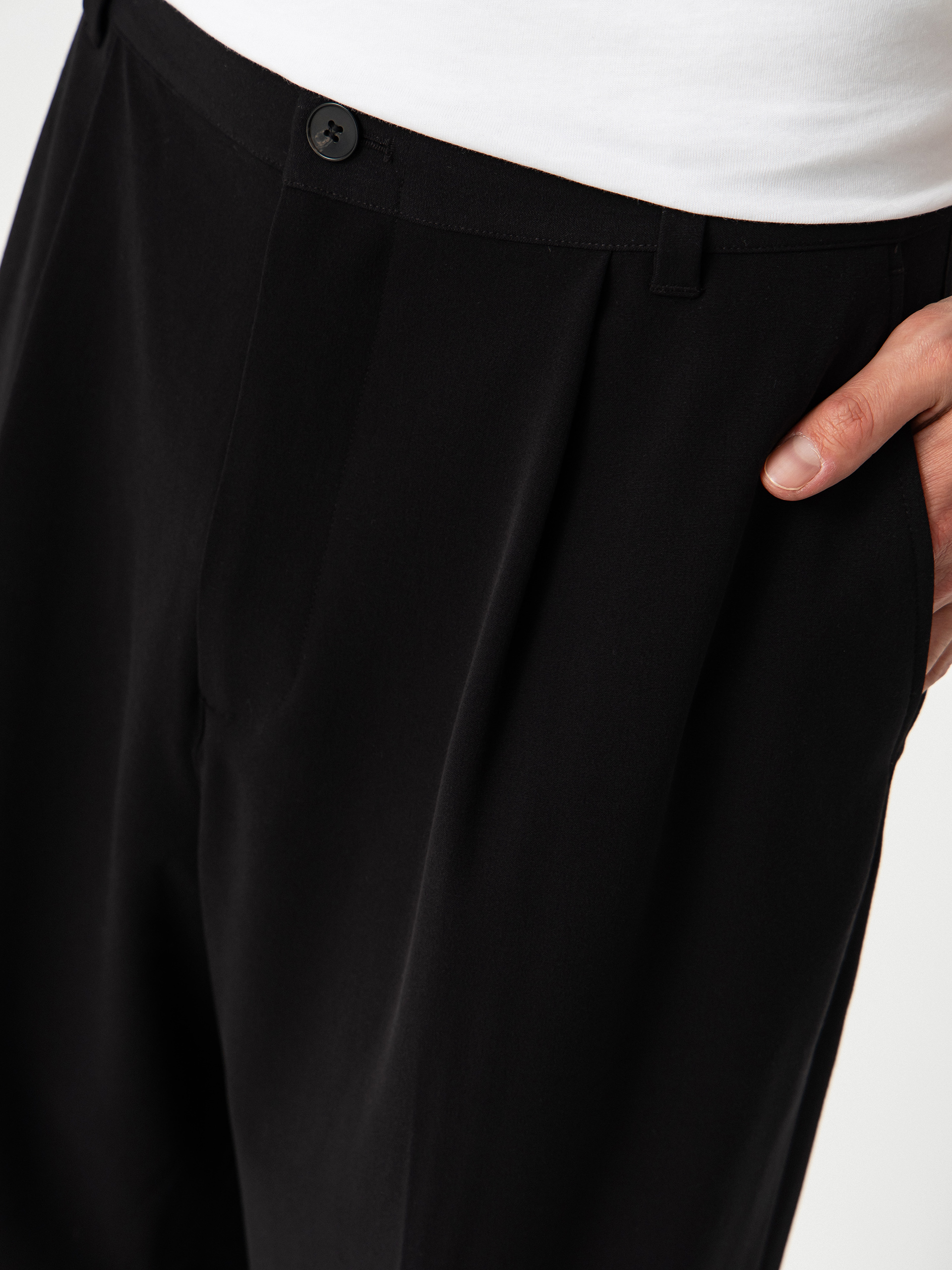 Pantaloni Beyond Medals Suit (black)