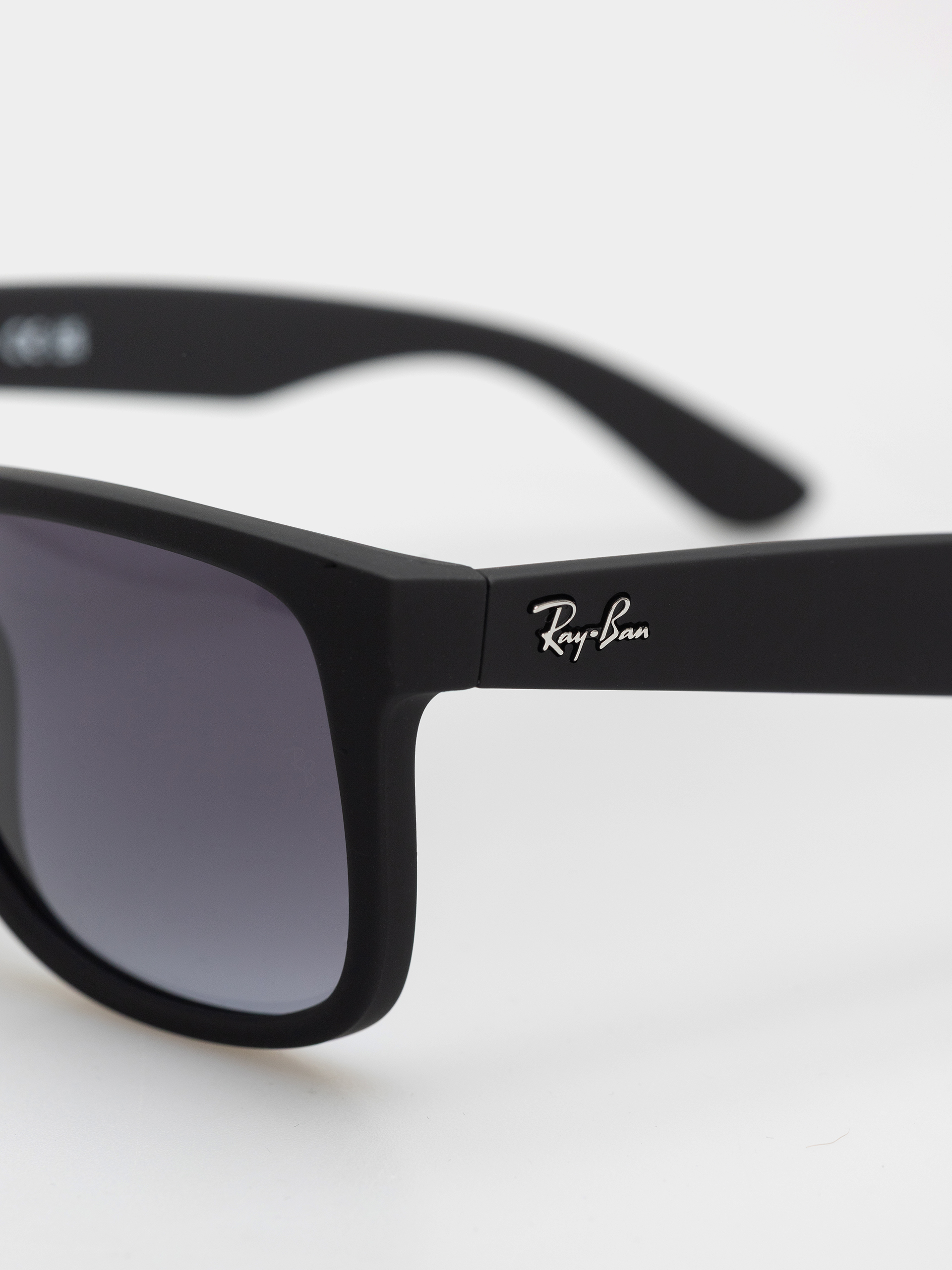 Ochelari de soare Ray-Ban Justin Classic (matowy guma czarny/ciemnoszary)