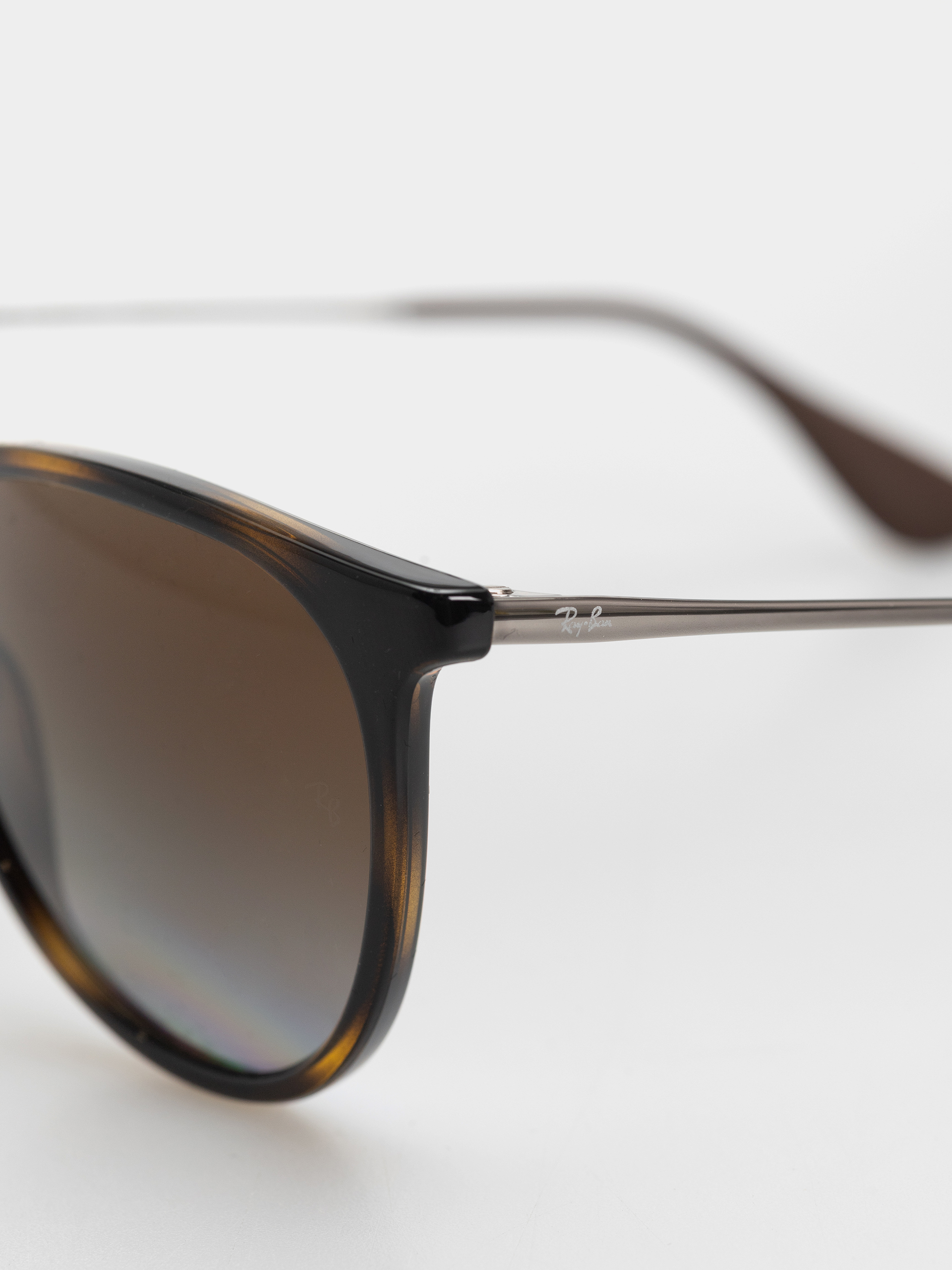 Ochelari de soare Ray-Ban Erika Classic (polerowany jasna havana/brązowe z polaryzacją)