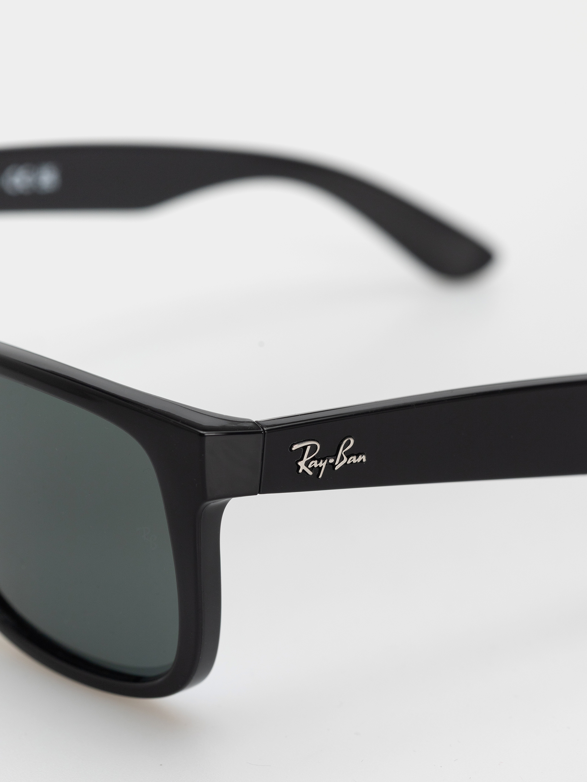 Ochelari de soare Ray-Ban Justin Classic (polerowany czarny/ciemnozielony)