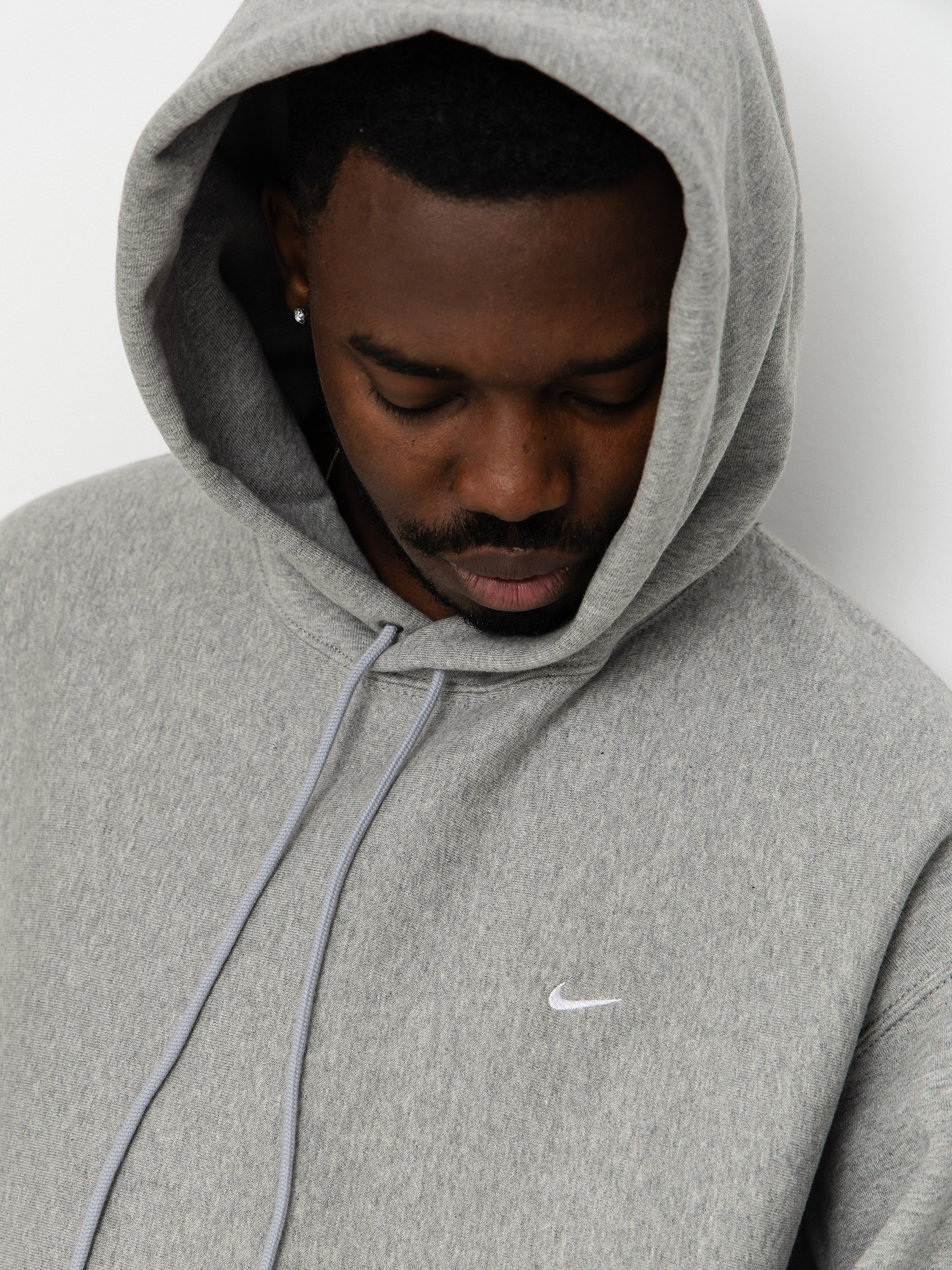 Hanorac cu glugă Nike SB Solo Swoosh HD (dk grey heather/lt smoke grey/white)