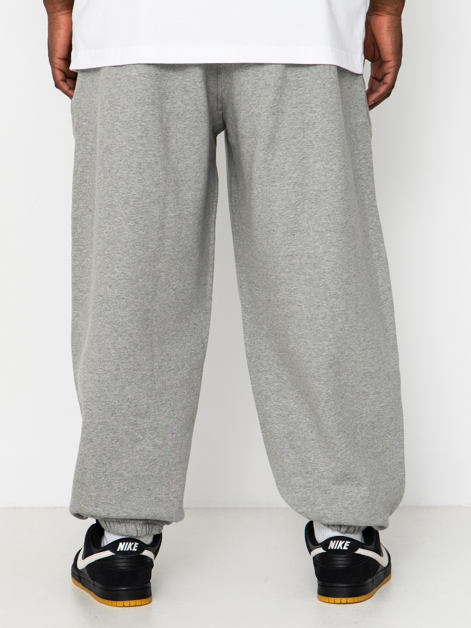 Pantaloni Nike SB Solo Swoosh (dk grey heather/lt smoke grey/white)