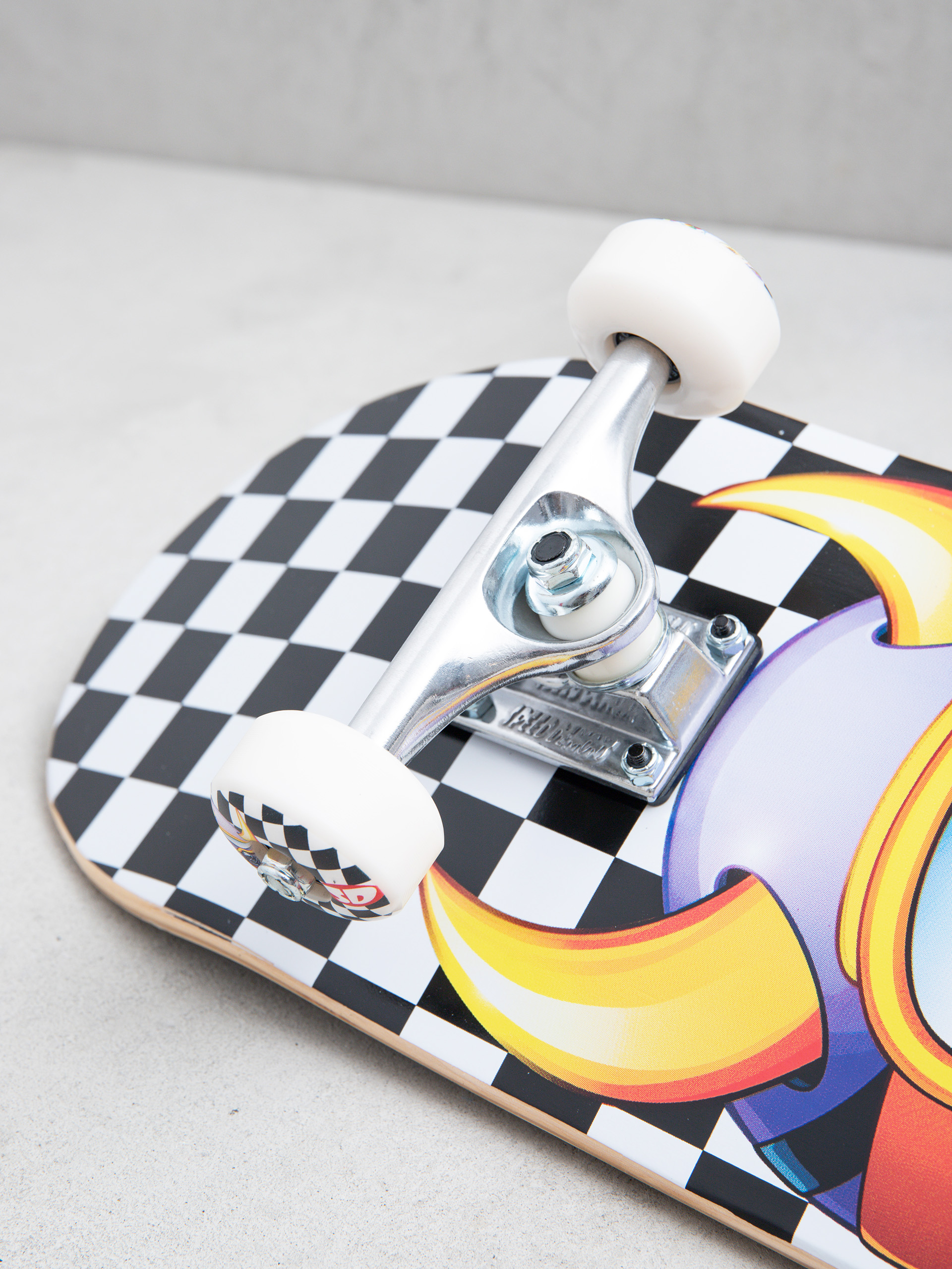 Skateboard Speed Demons Tagger (black/white checks)