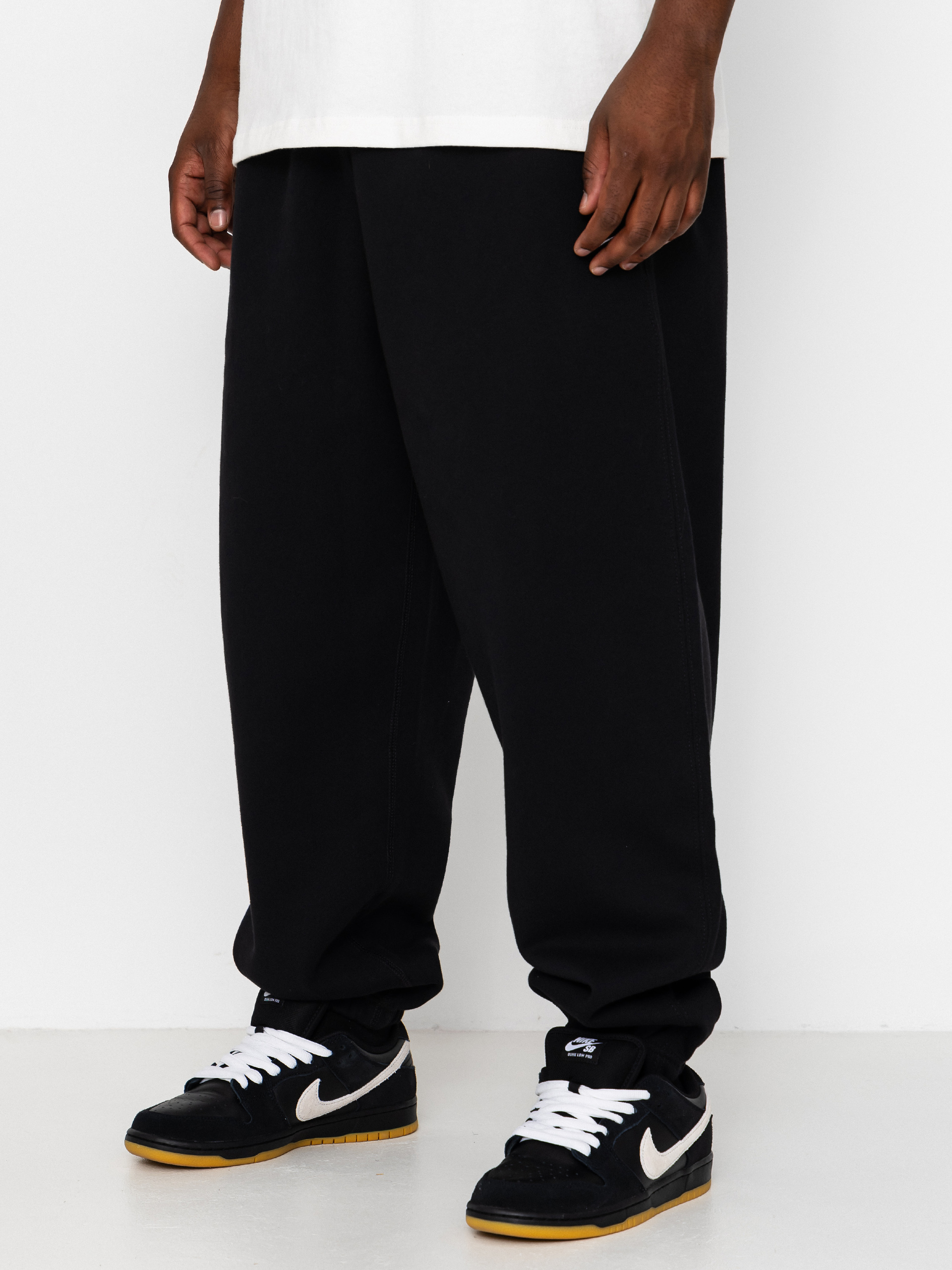 Pantaloni Nike SB Solo Swoosh (black/black/white)