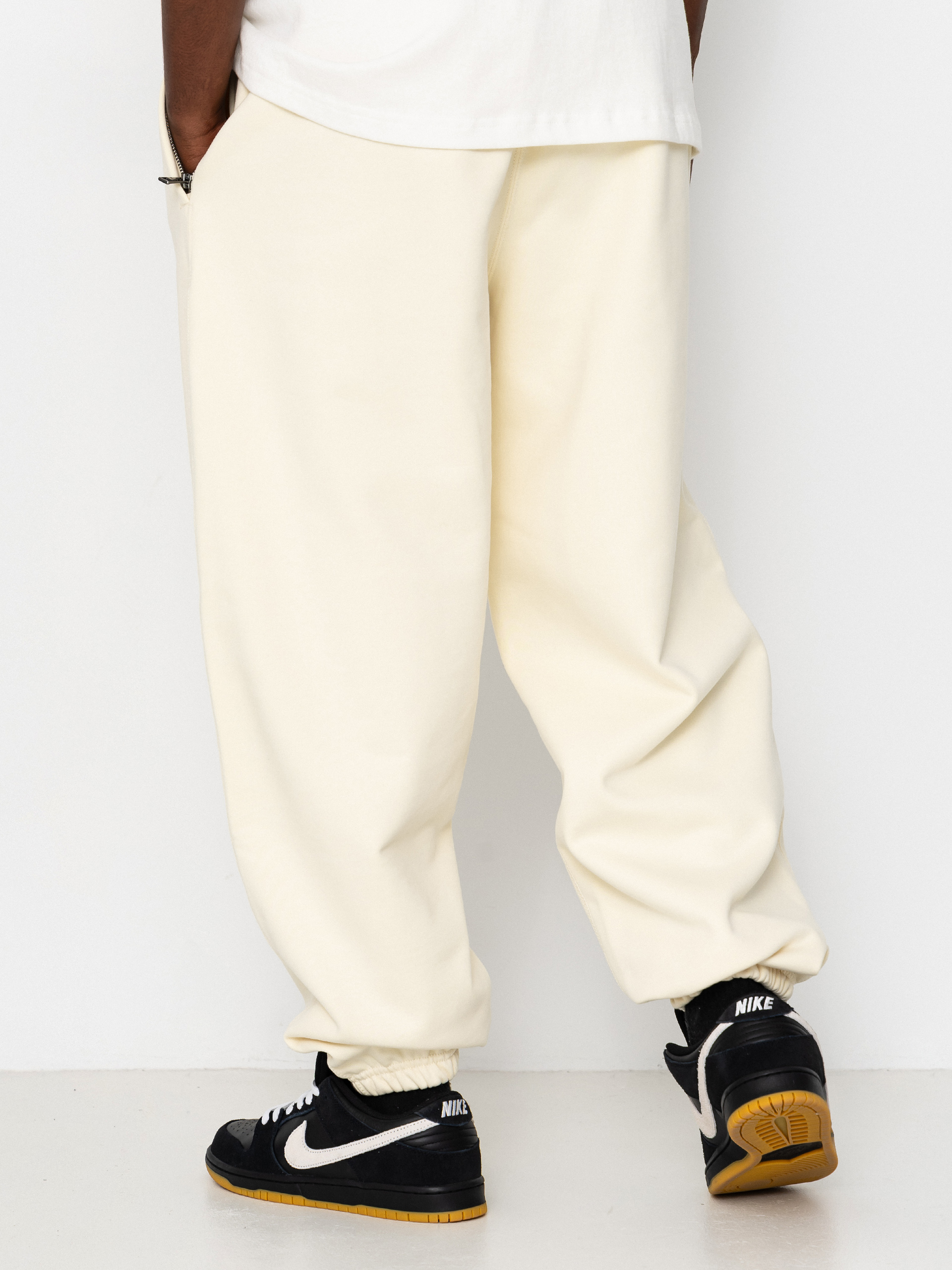 Pantaloni Nike SB Solo Swoosh (coconut milk/white)