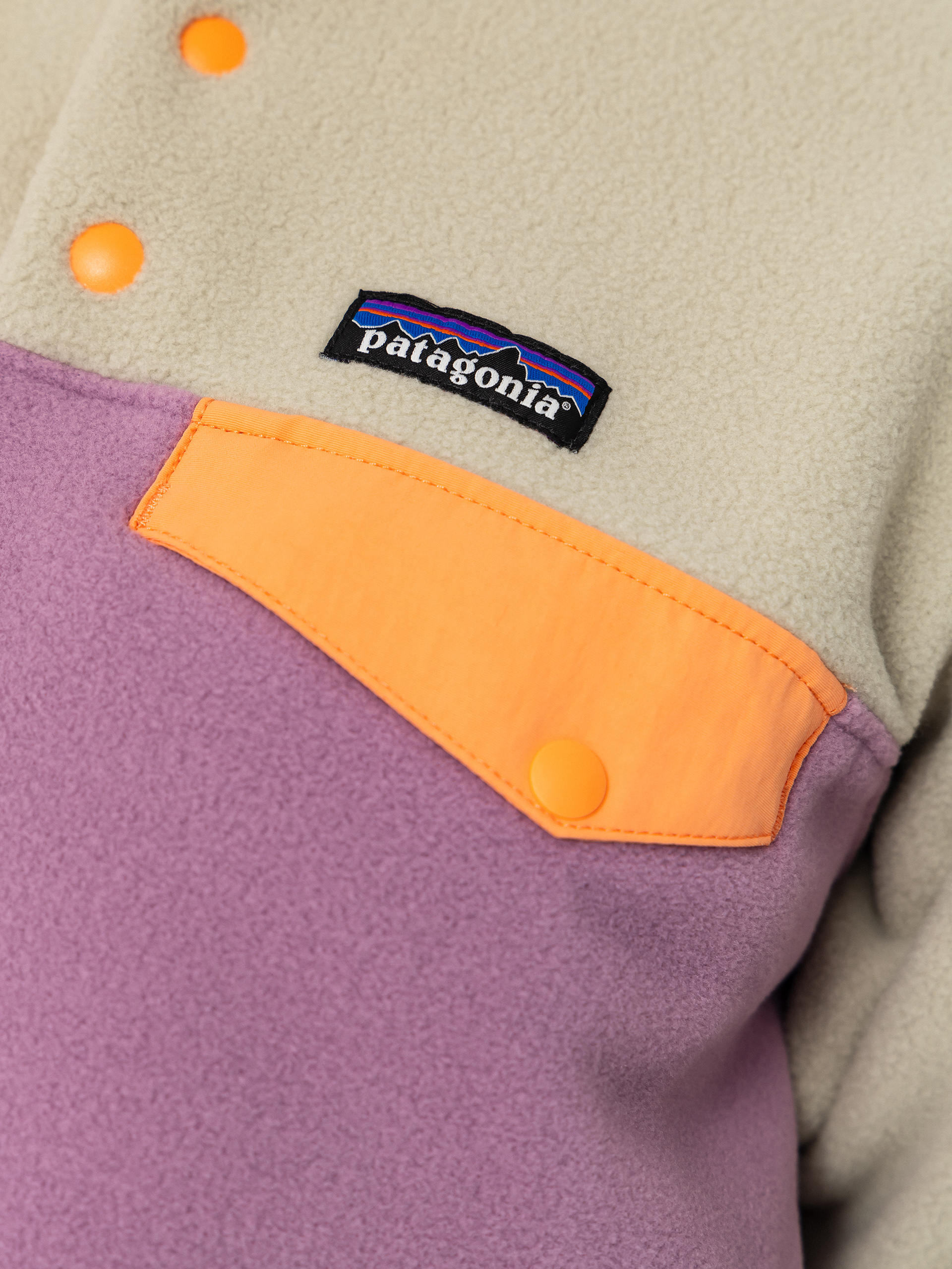 Pentru femei Hanorac din fleece Patagonia Lightweight Synchilla Snap T (light violet)