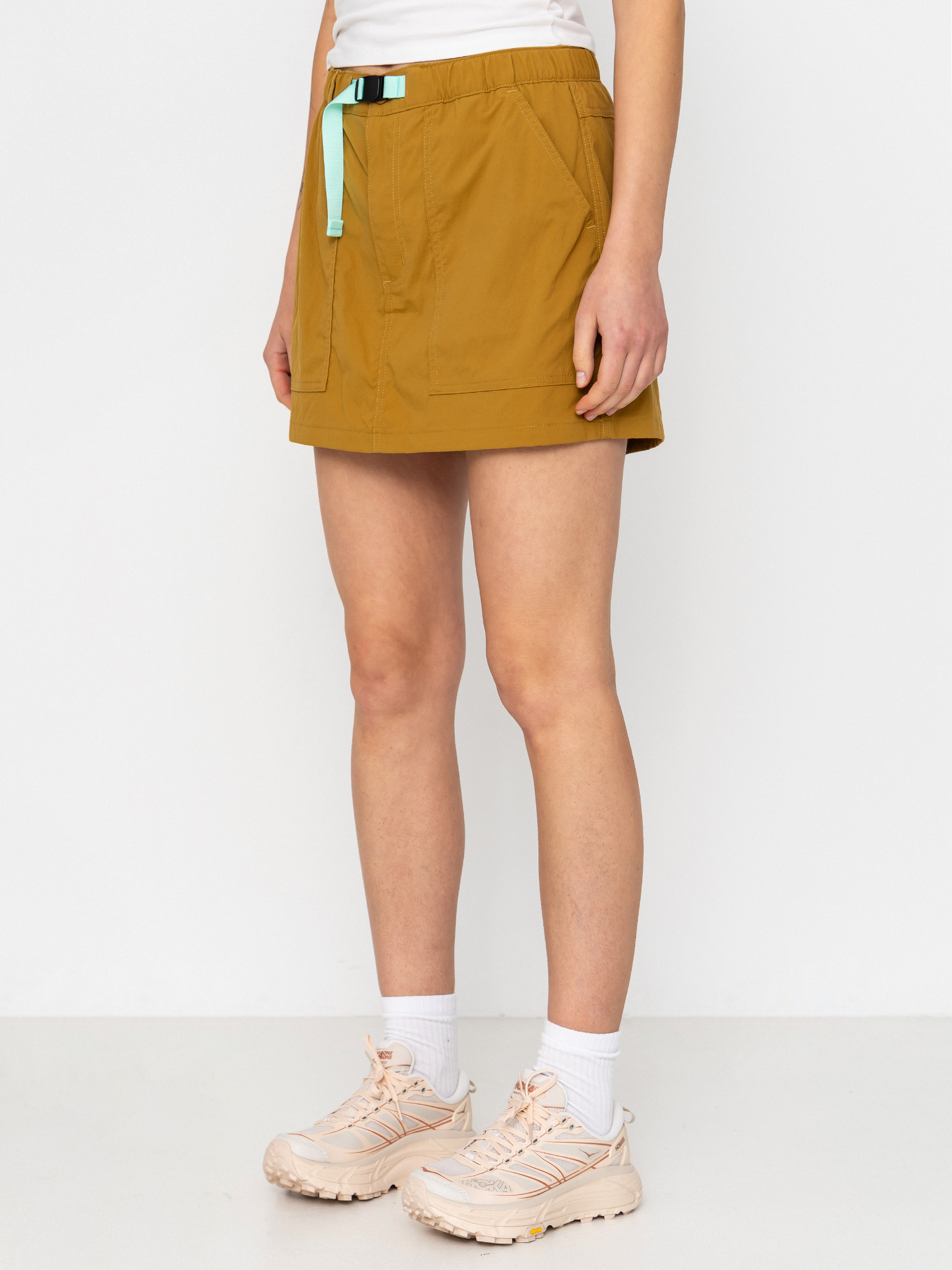 Pantaloni scurți Patagonia Outdoor Everyday Wmn (bobcat brown)