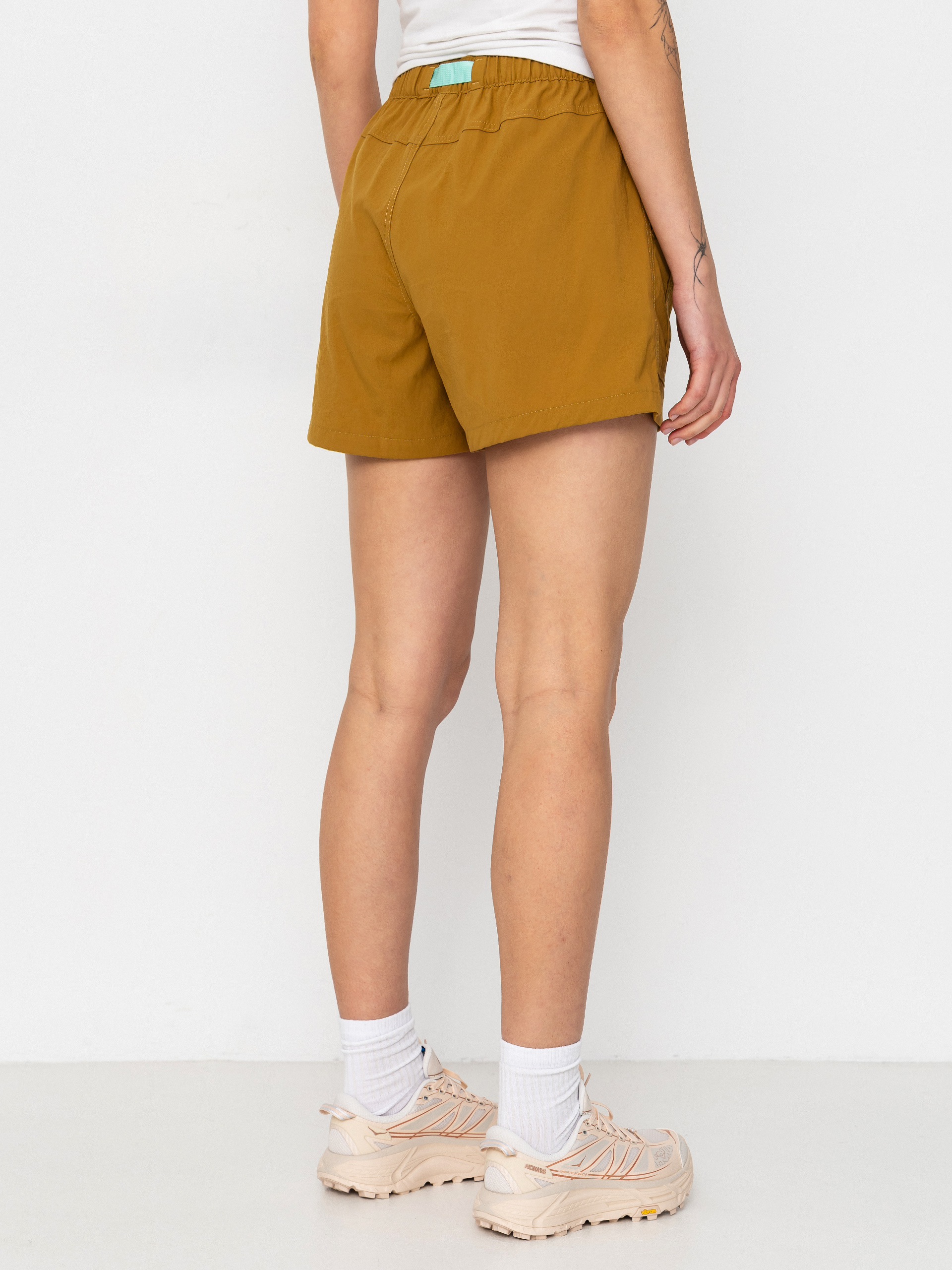 Pantaloni scurți Patagonia Outdoor Everyday Wmn (bobcat brown)