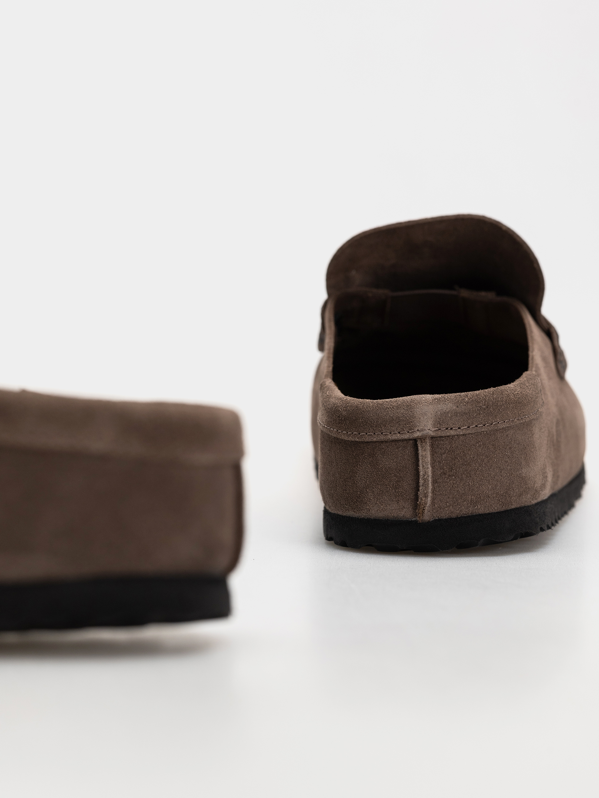 Șlapi Birkenstock Naples Wrapped Suede Leather Regular (concrete gray)