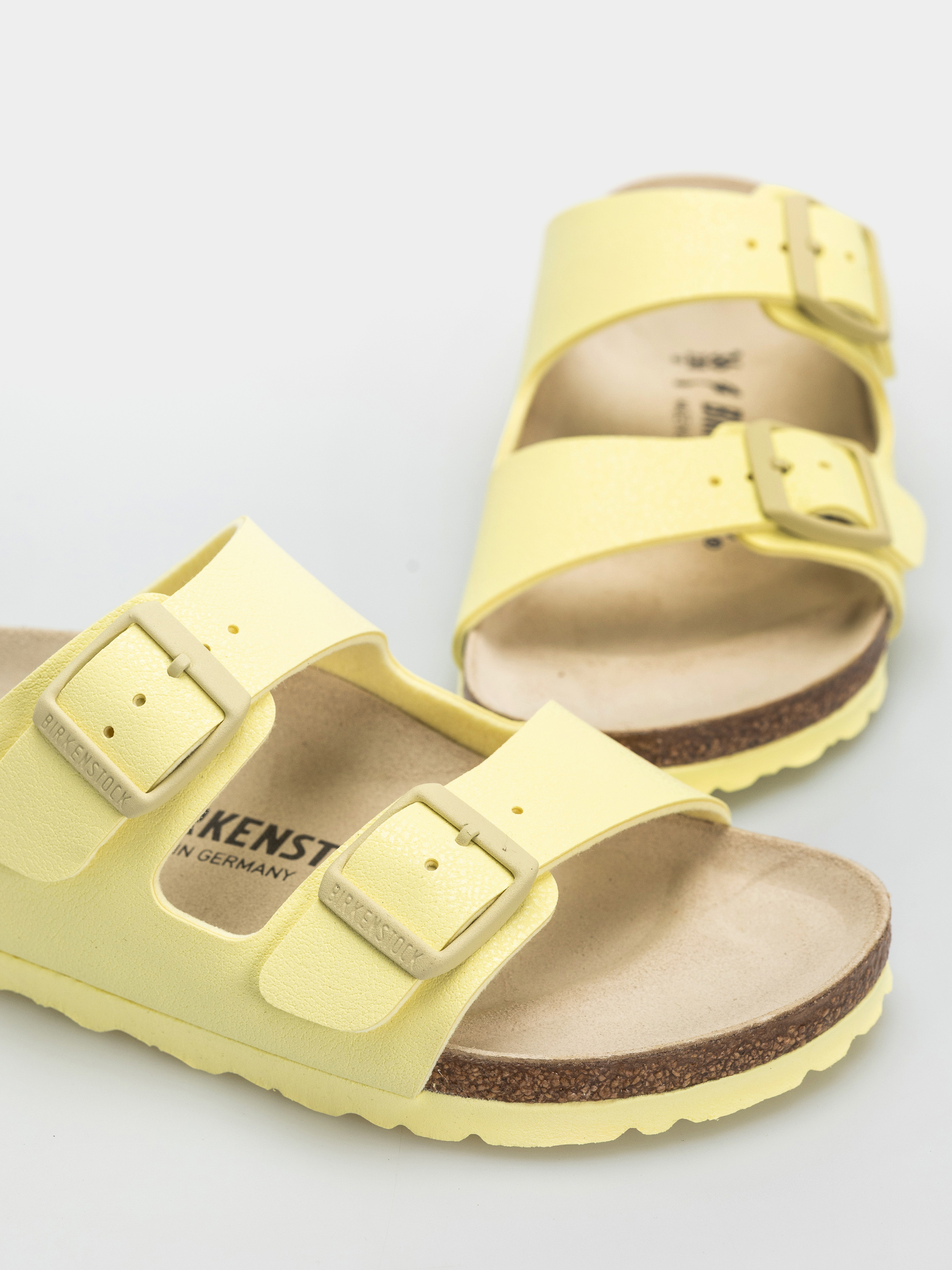 Șlapi Birkenstock Arizona Birko Flor Nubuk Narrow (popcorn)