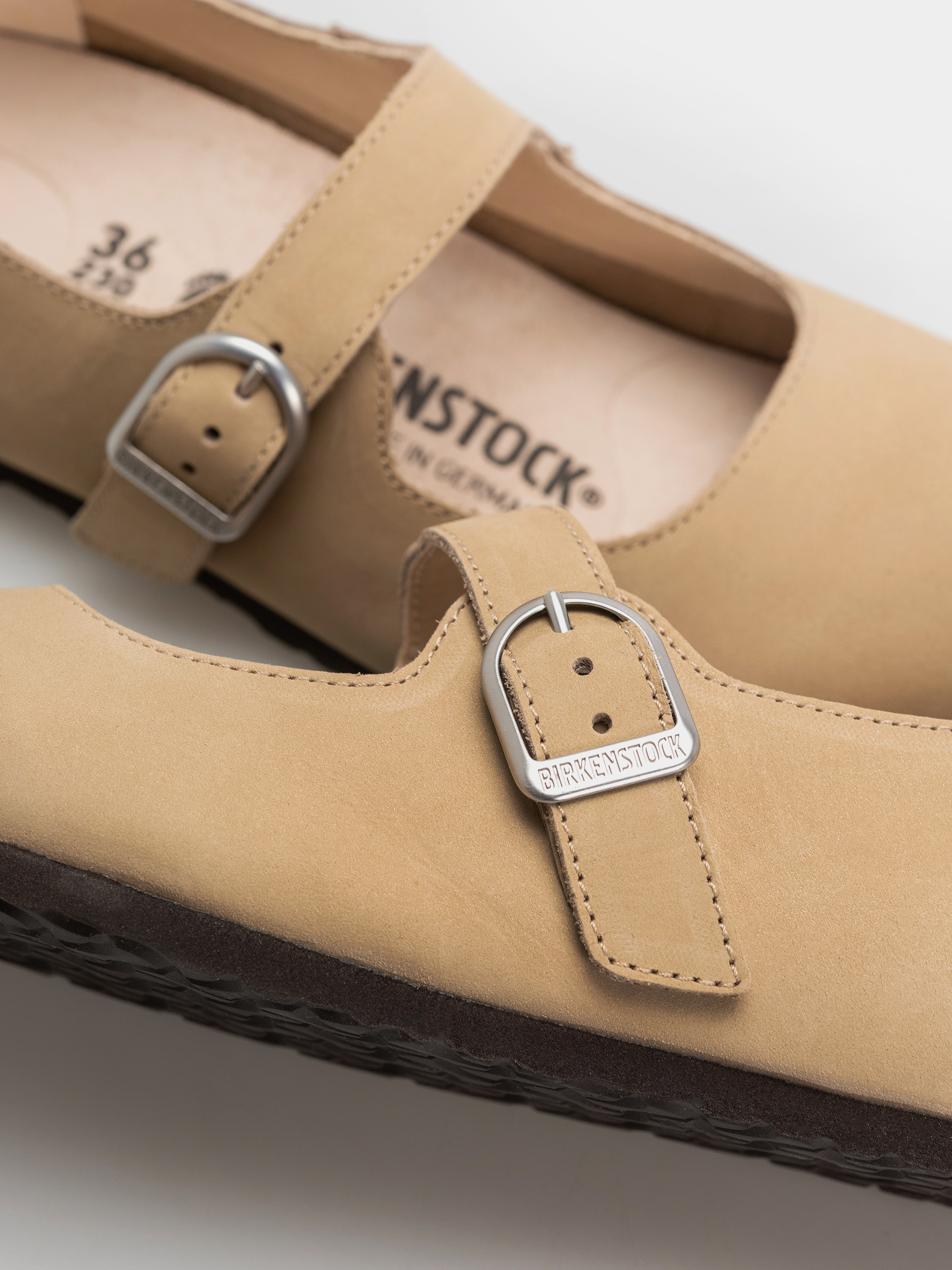 Șlapi Birkenstock Santa Clarita Nubuck Leather Narrow Wmn (sandcastle)