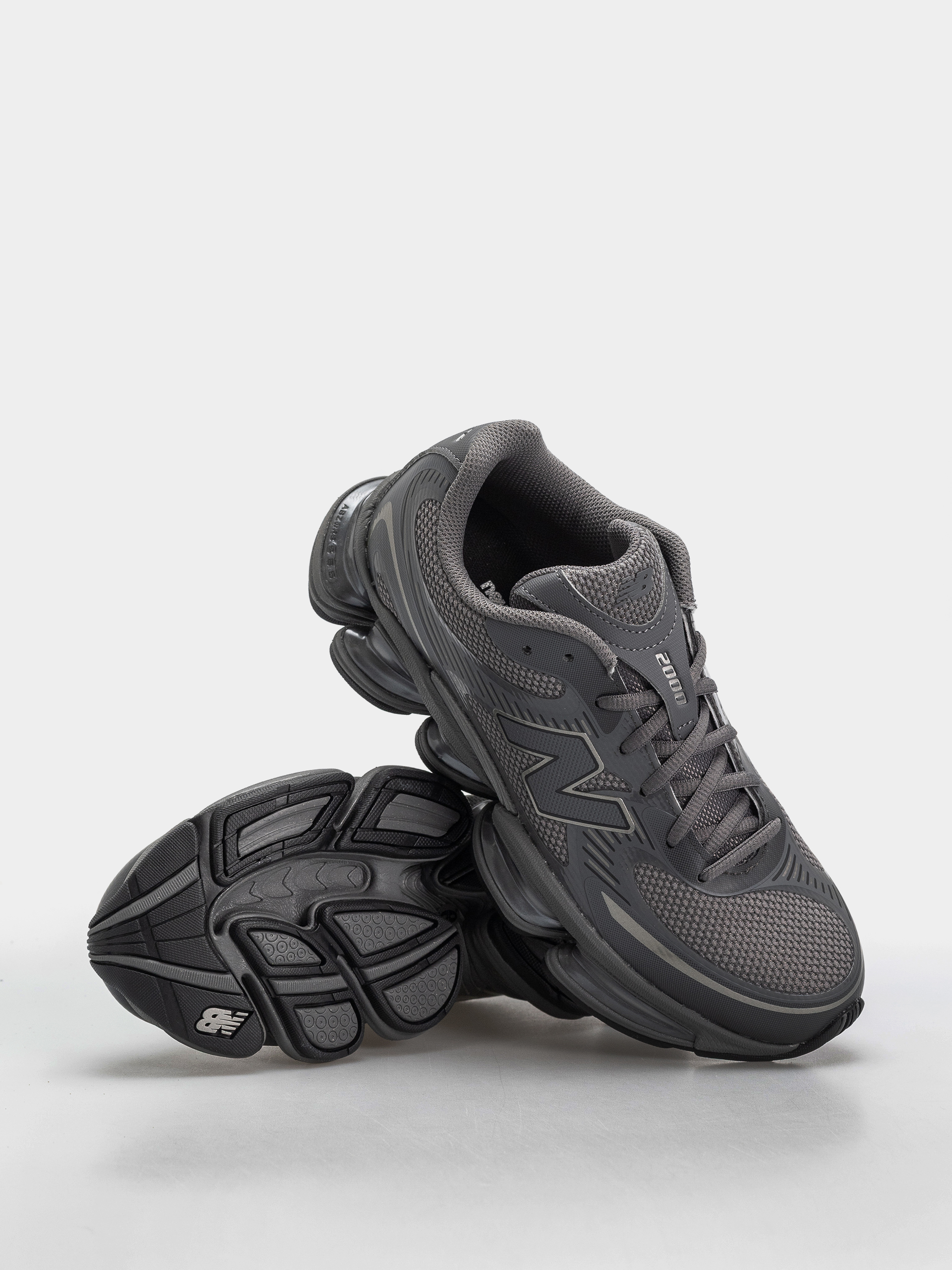 Pantofi New Balance 2000 (castlerock/castlerock)