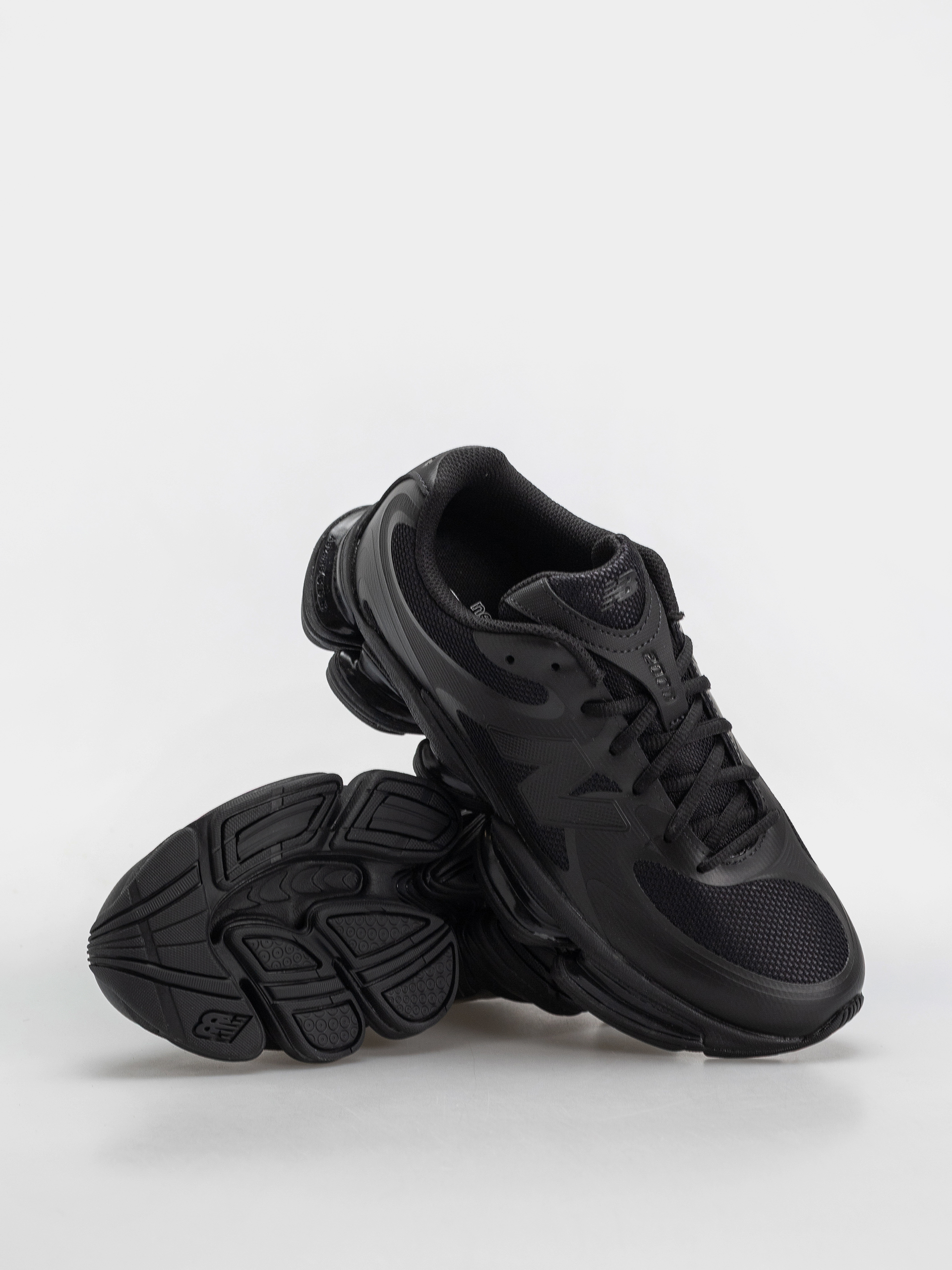 Pantofi New Balance 2000 (black/white)