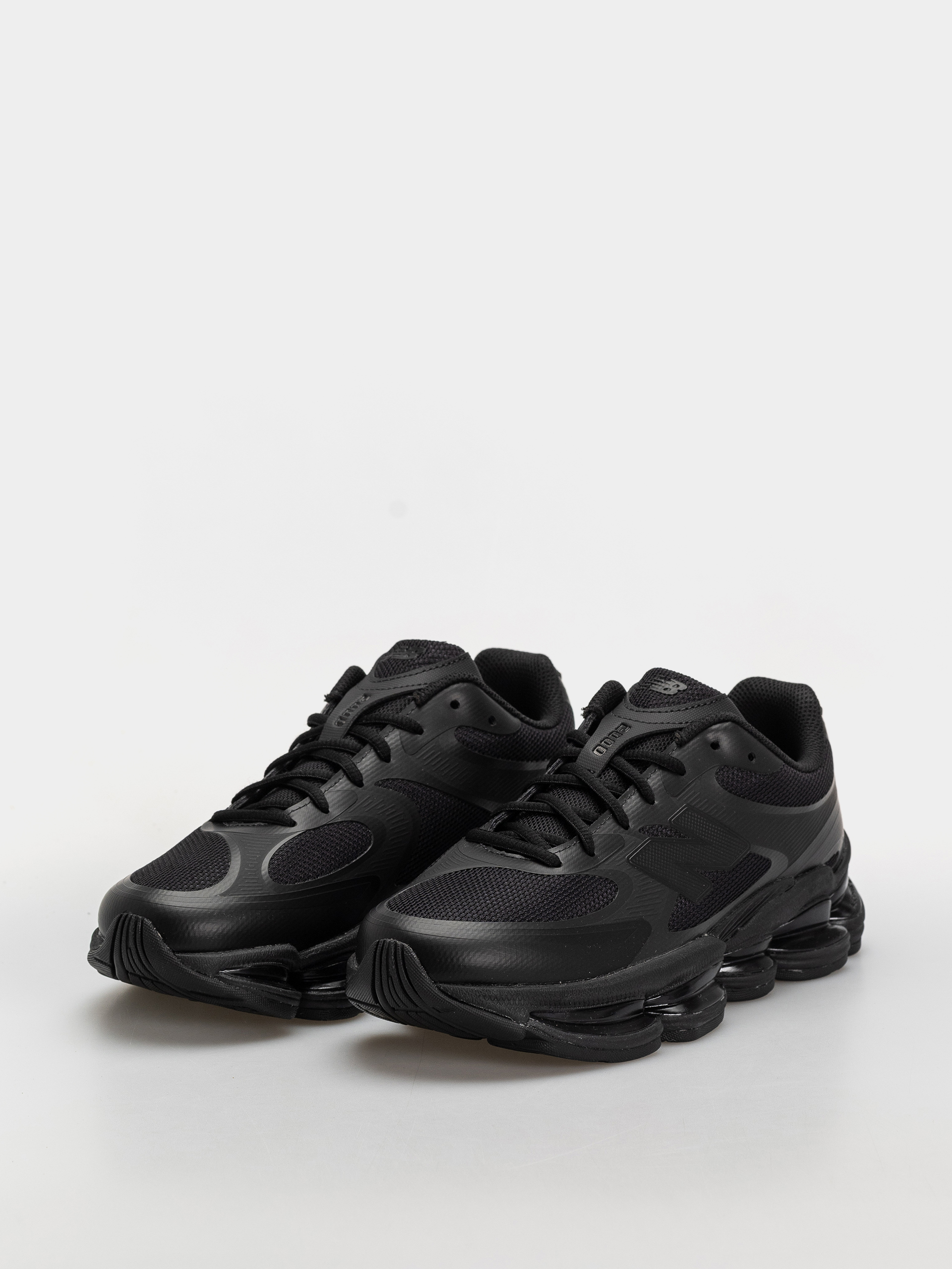 Pantofi New Balance 2000 (black/white)