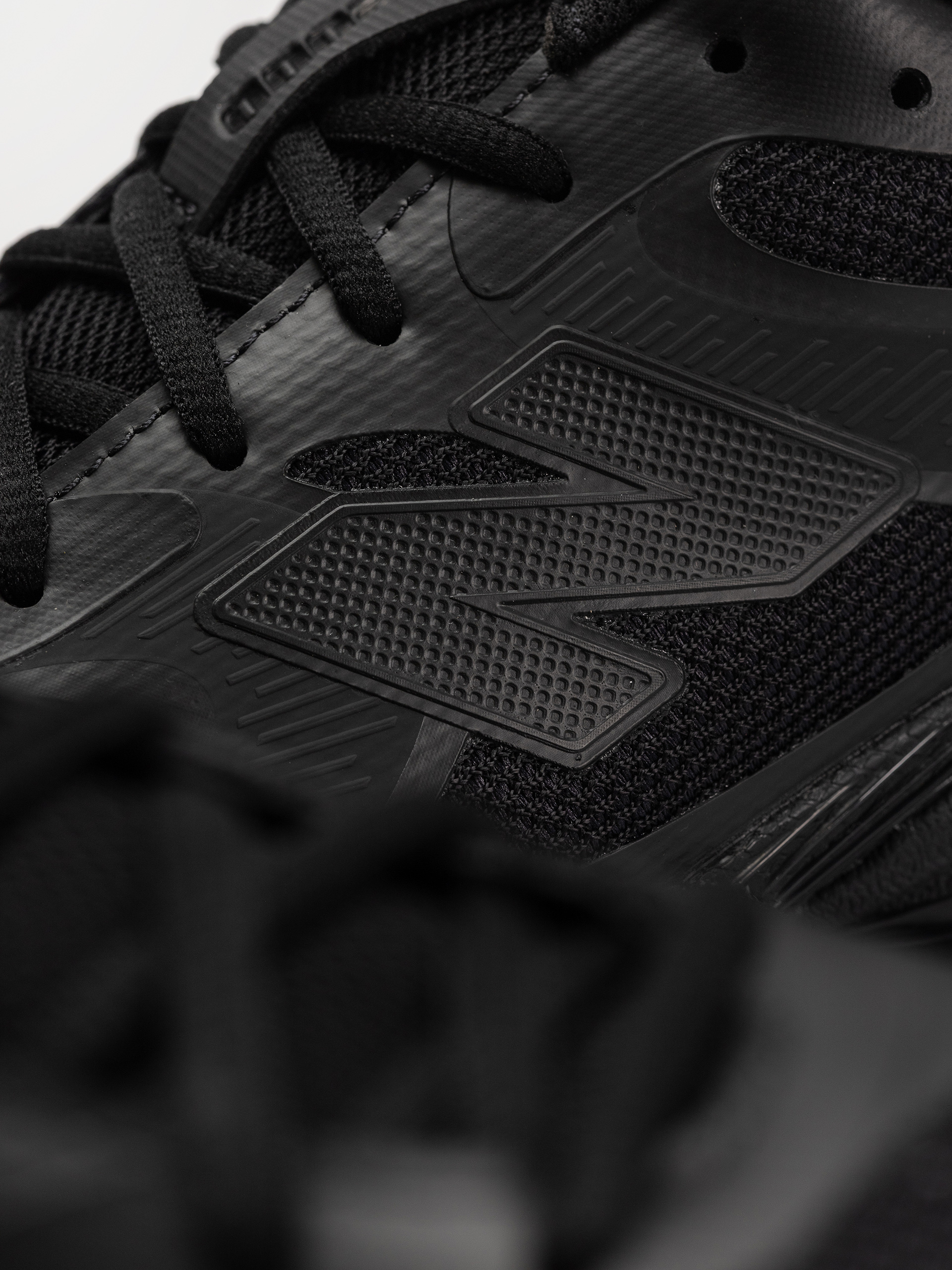 Pantofi New Balance 2000 (black/white)