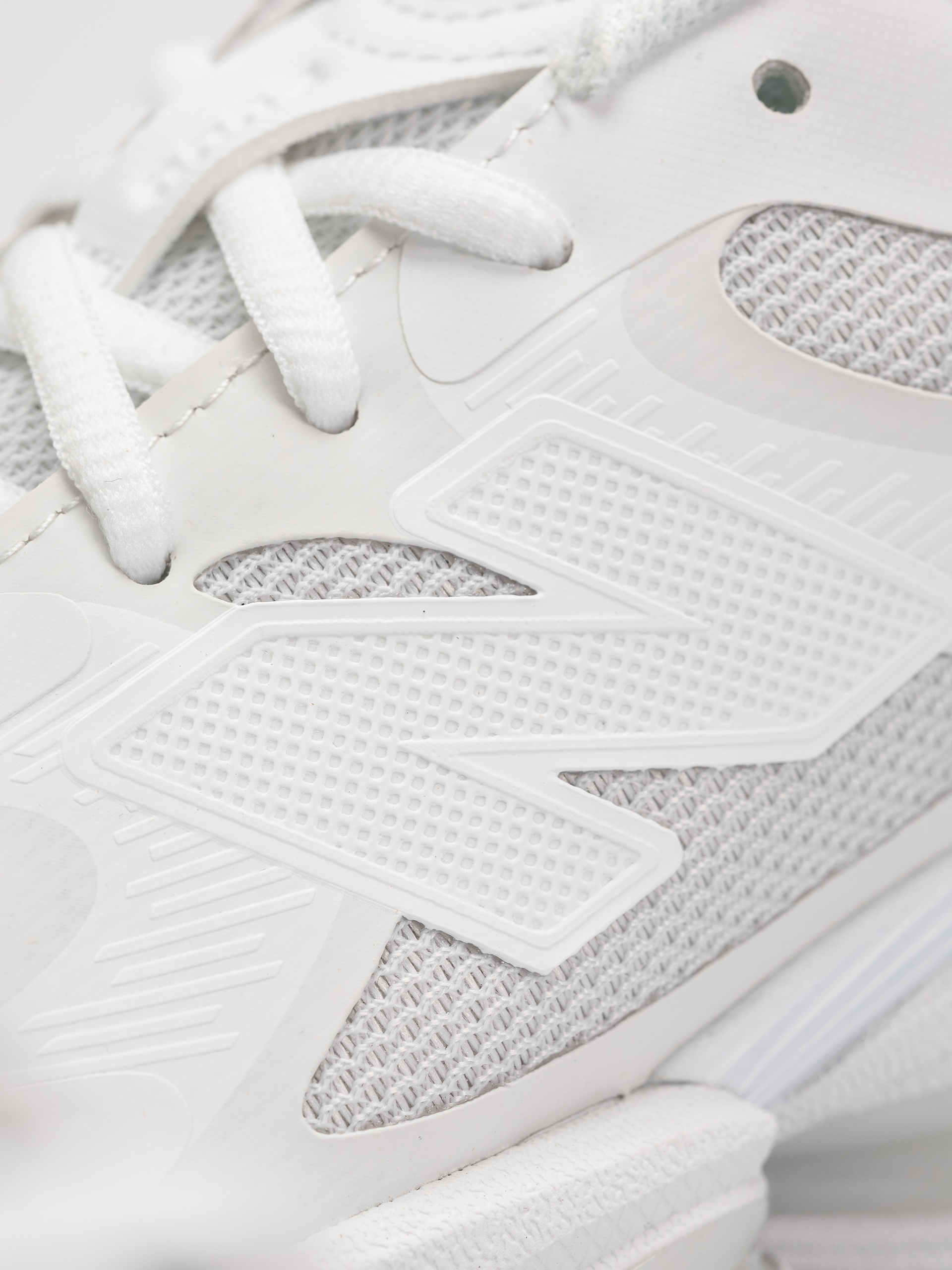 Pantofi New Balance 2000 (white/white/black)