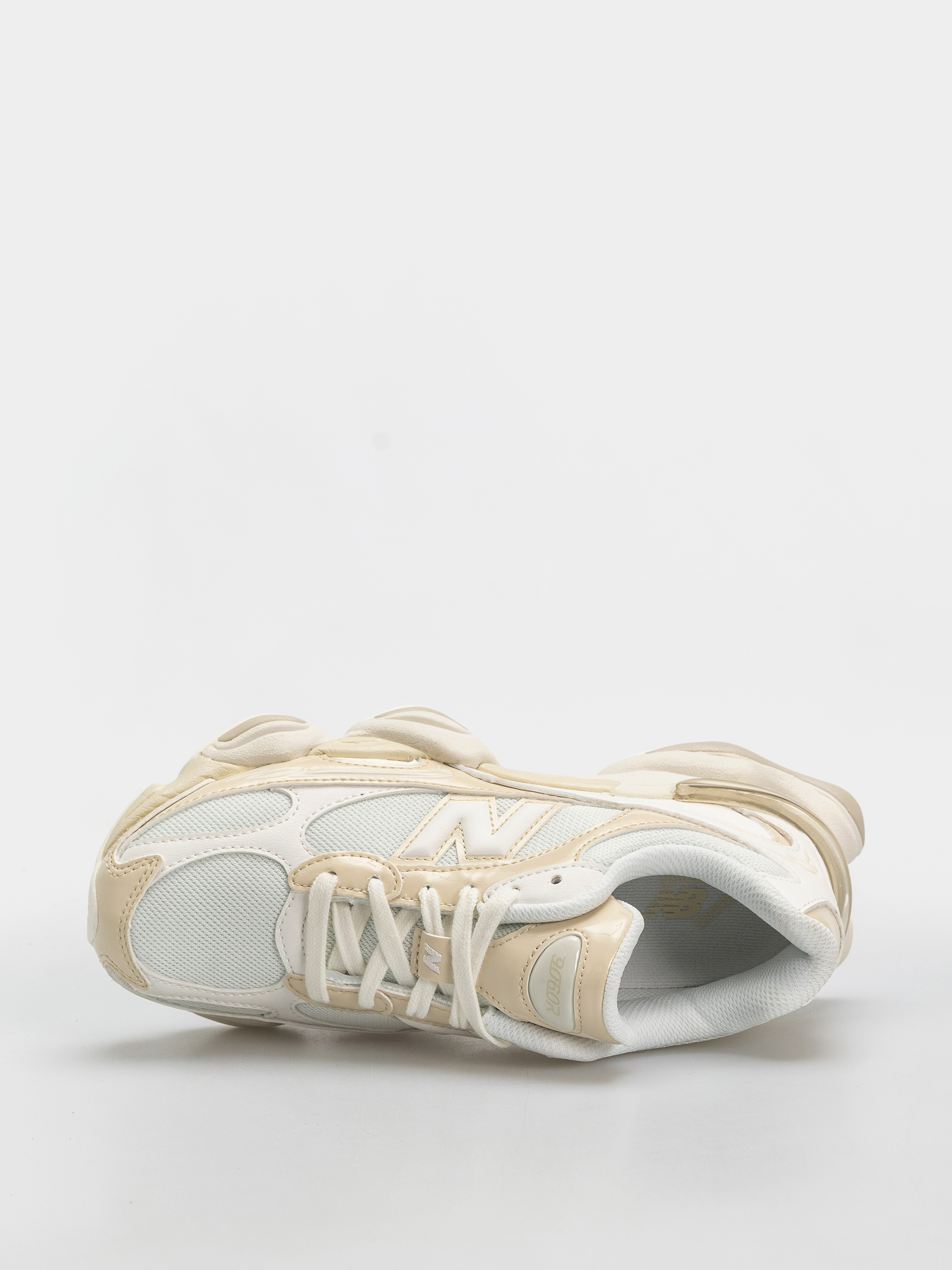 Pantofi New Balance 9060 (bone/sea salt)