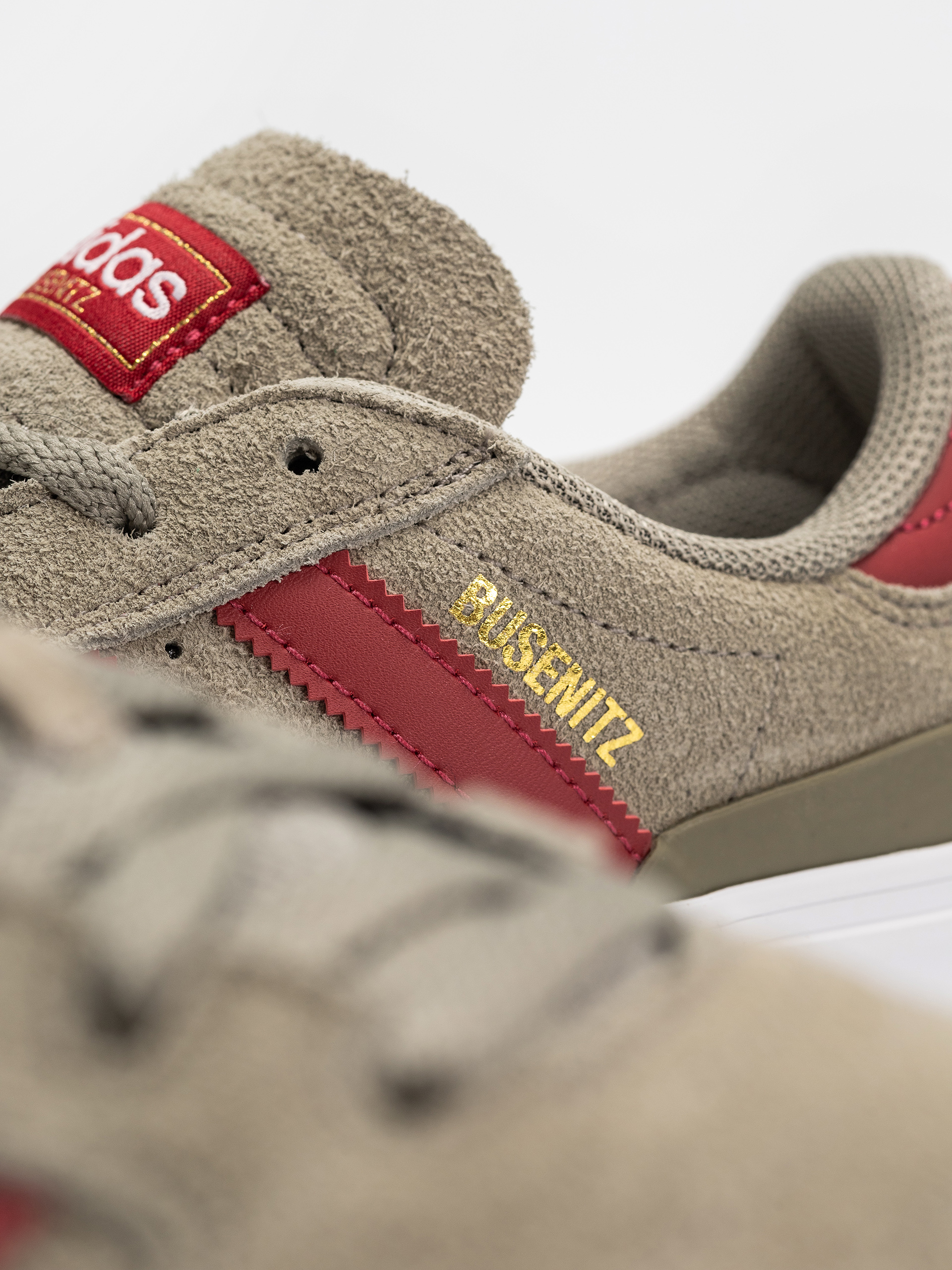Pantofi adidas Busenitz Vulc II (silpeb/tmvire/ftwwht)