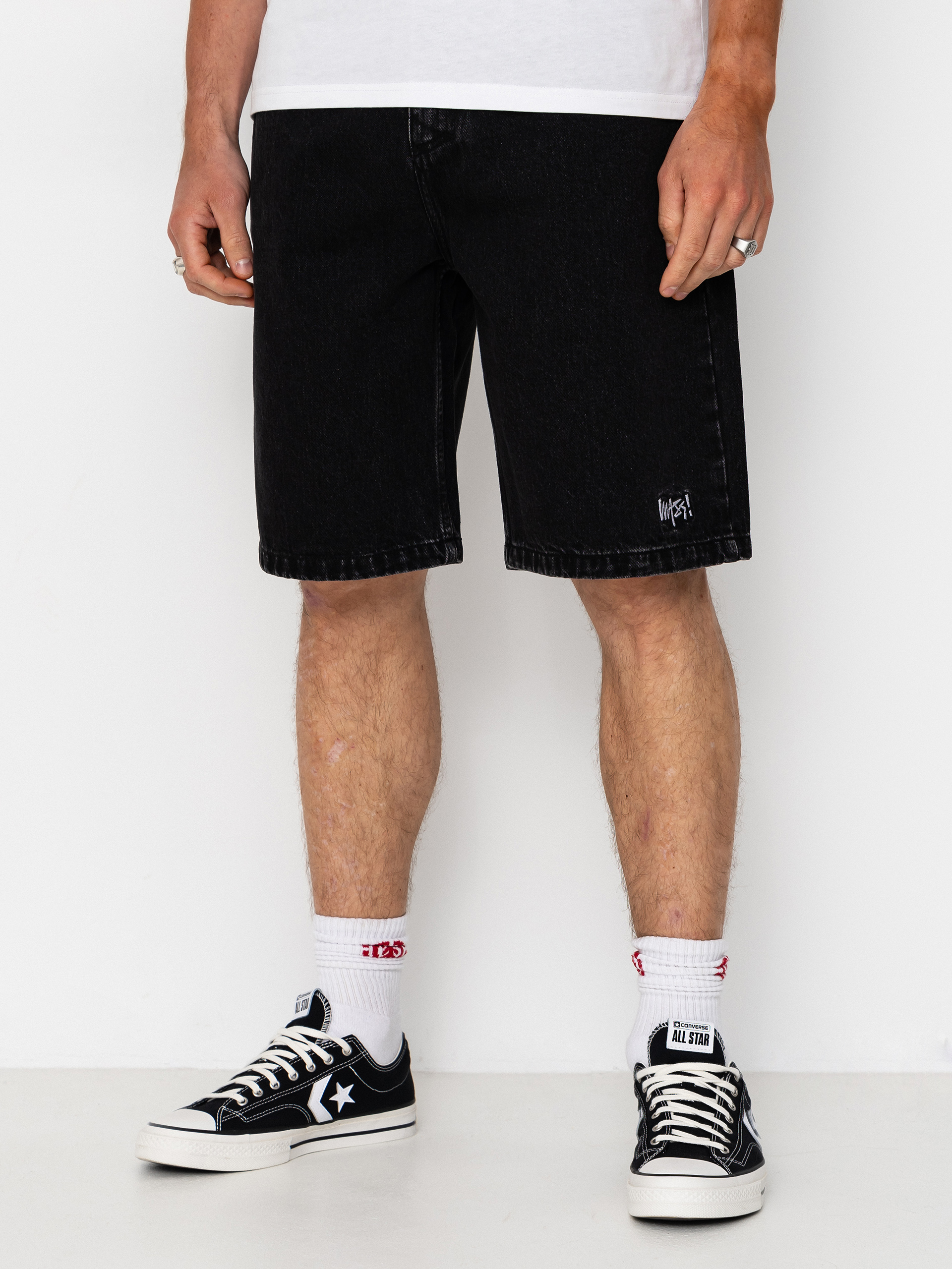 Pantaloni scuru021bi MassDnm Jeans Higher (black washed)