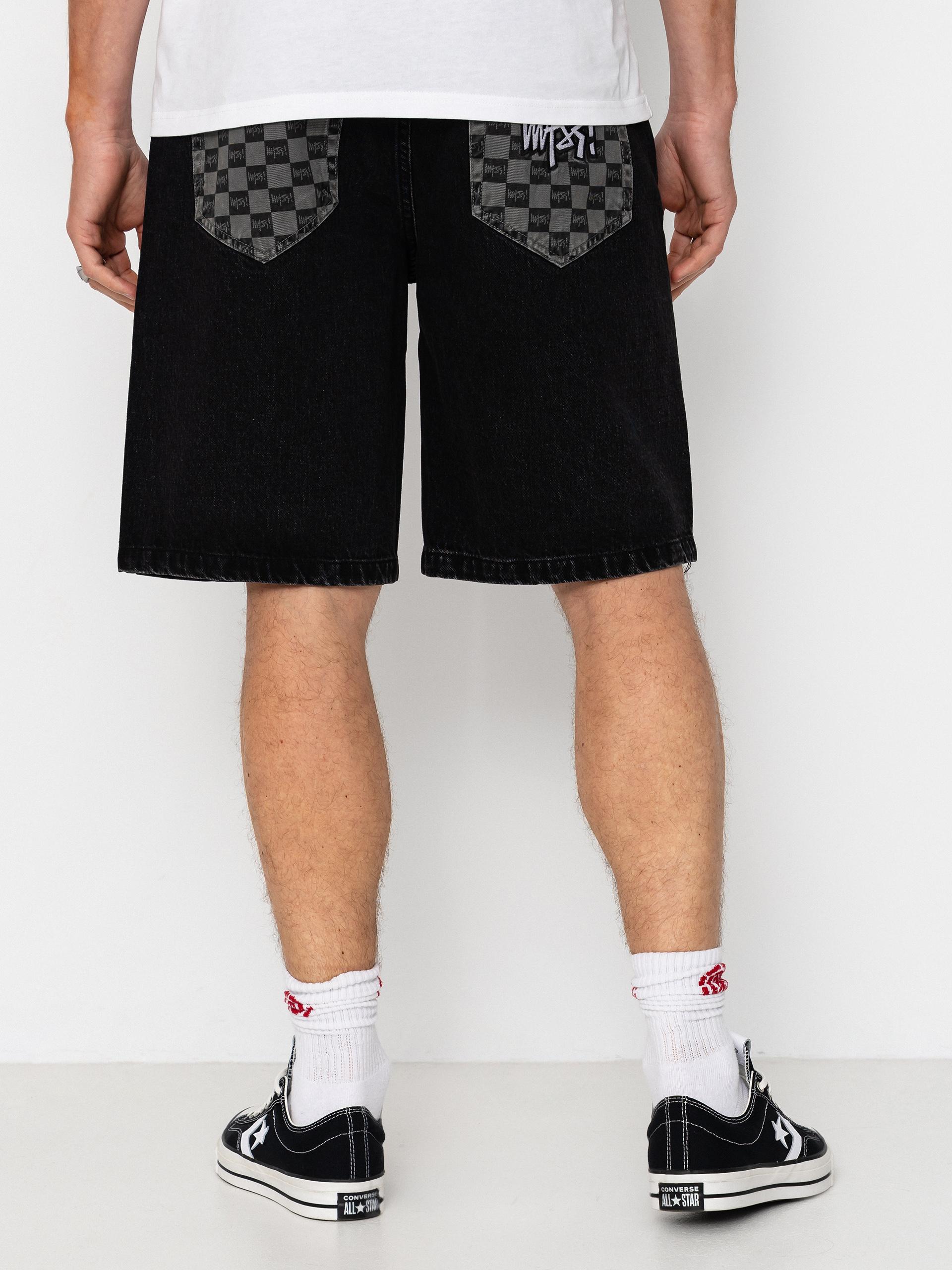 Pantaloni scurți MassDnm Jeans Higher (black washed)