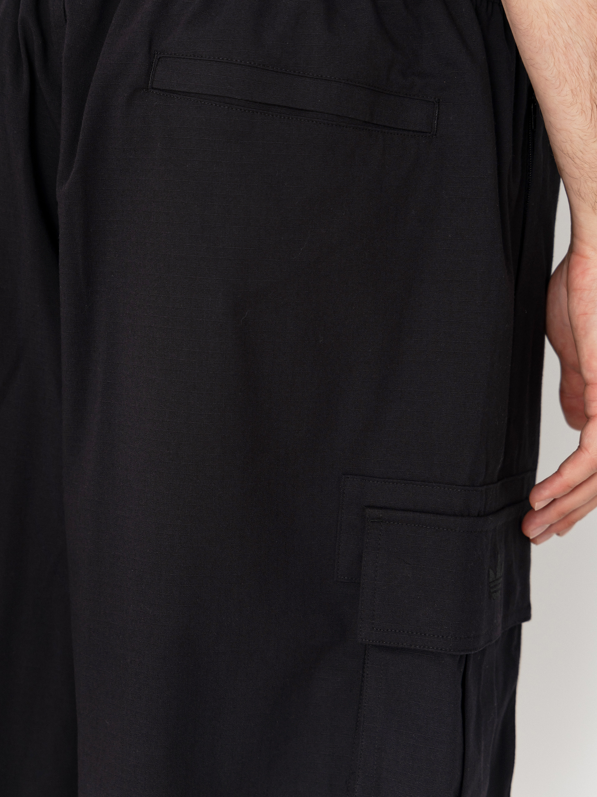 Pantaloni scurți adidas Skt Exc (black/black)