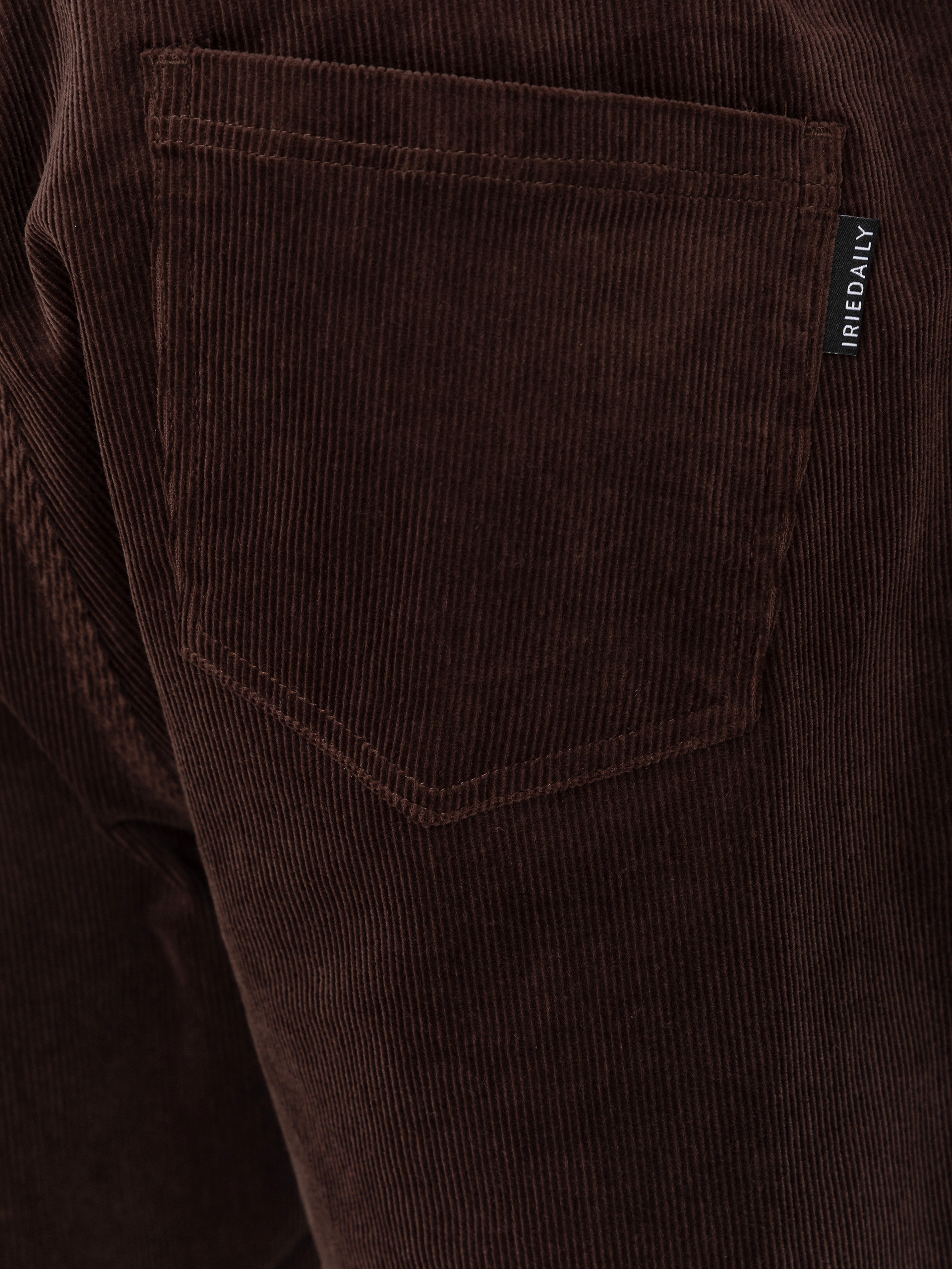 Pantaloni scurți Iriedaily Corvin (dark coffee)