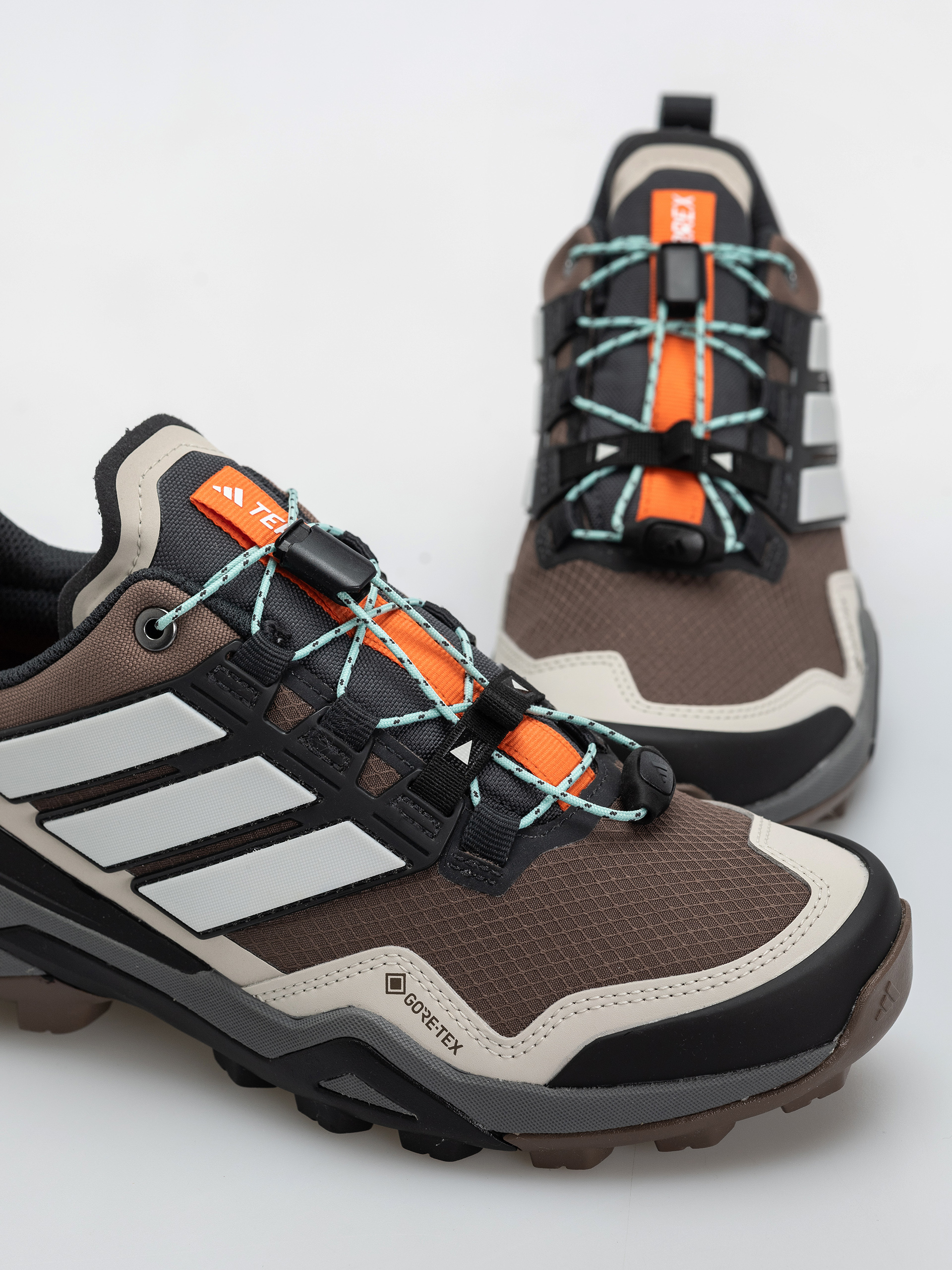 Pantofi adidas Terrex Skychaser Gt Wmn (earstr/greone/seflaq)