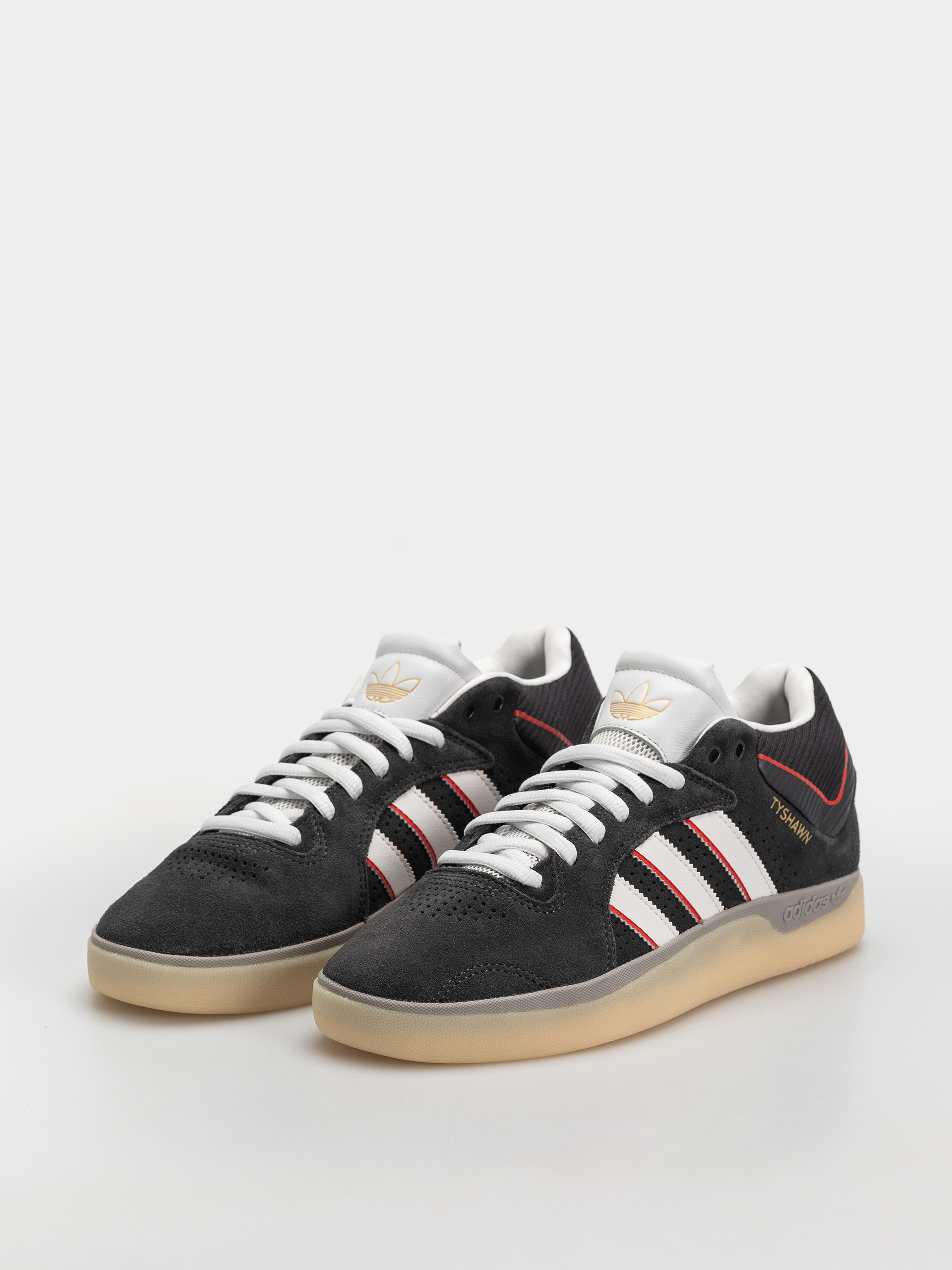 Pantofi adidas Tyshawn (carbon/crywht/betsca)