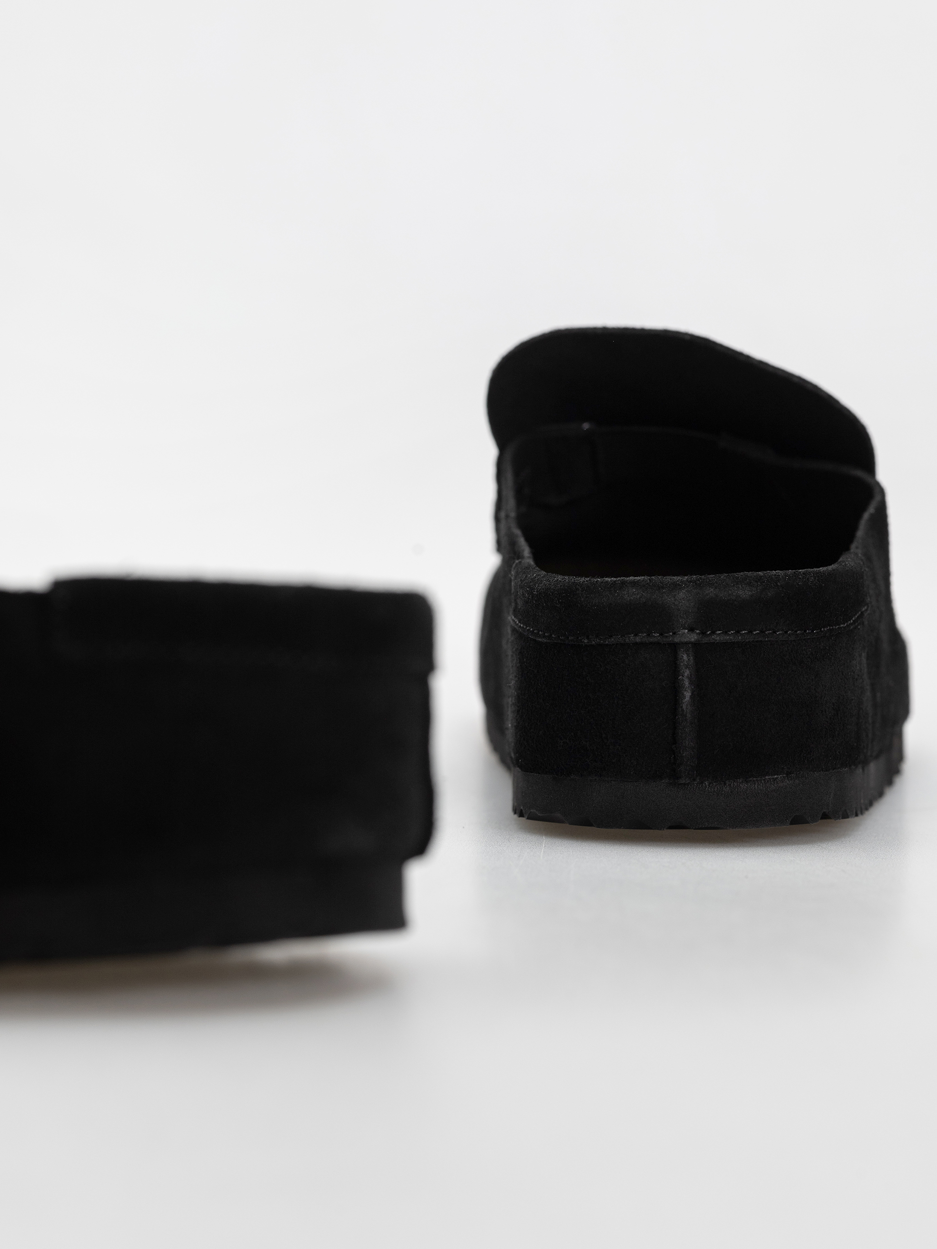 Șlapi Birkenstock Naples Wrapped Suede Leather Regular (black)