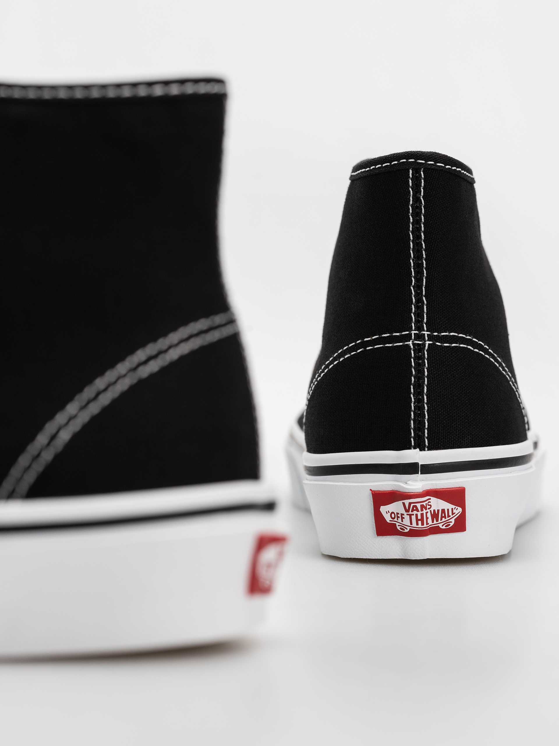 Pantofi Vans Authentic Hi 2.0 (black/true white)
