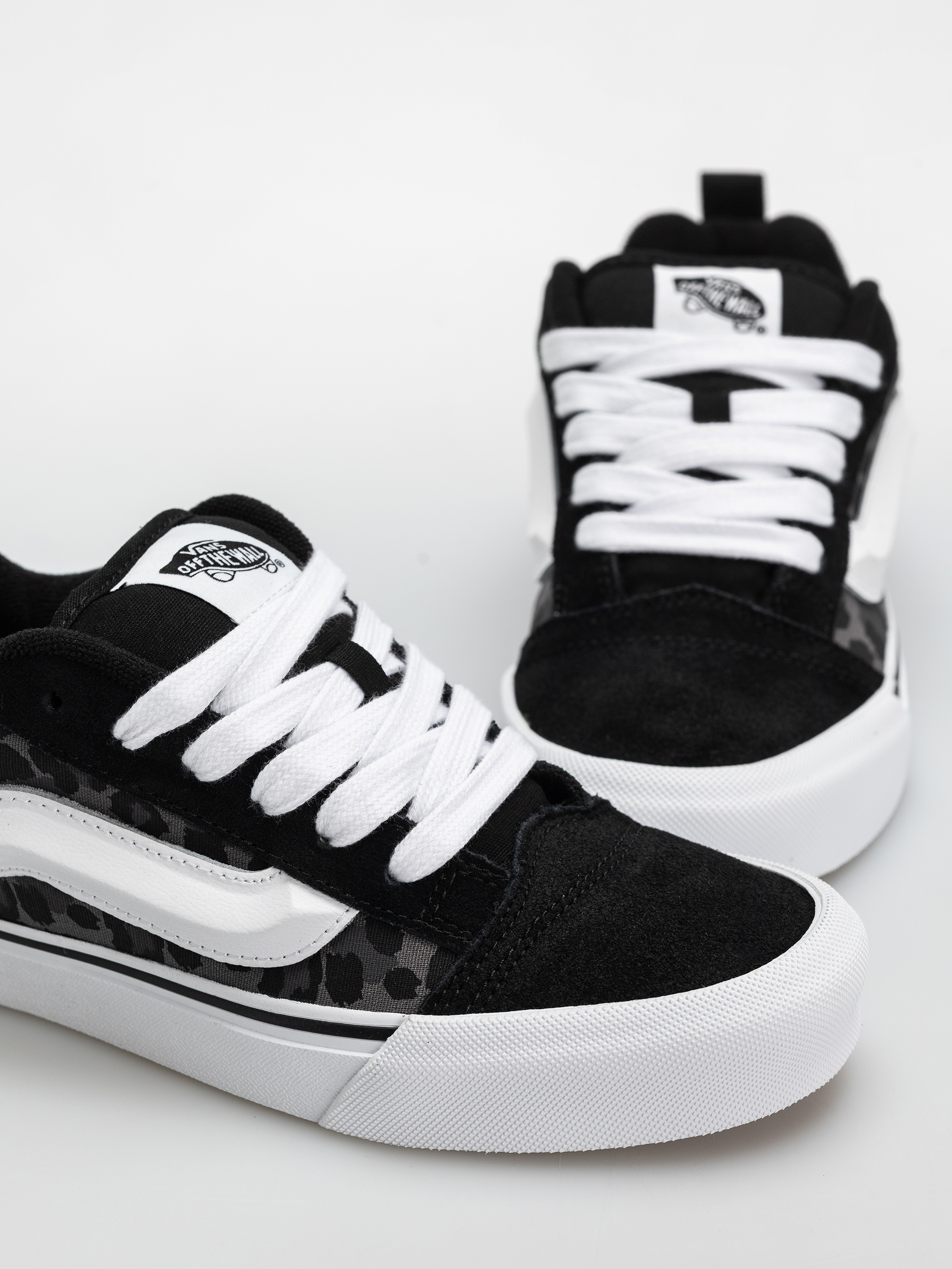 Pantofi Vans Knu Skool (black)
