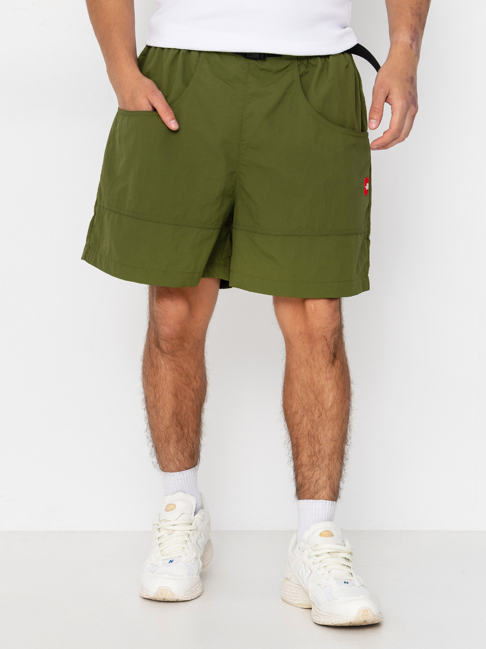 Pantaloni scuru021bi The North Face Tnf Red Box Nylon Belted (woodland green)