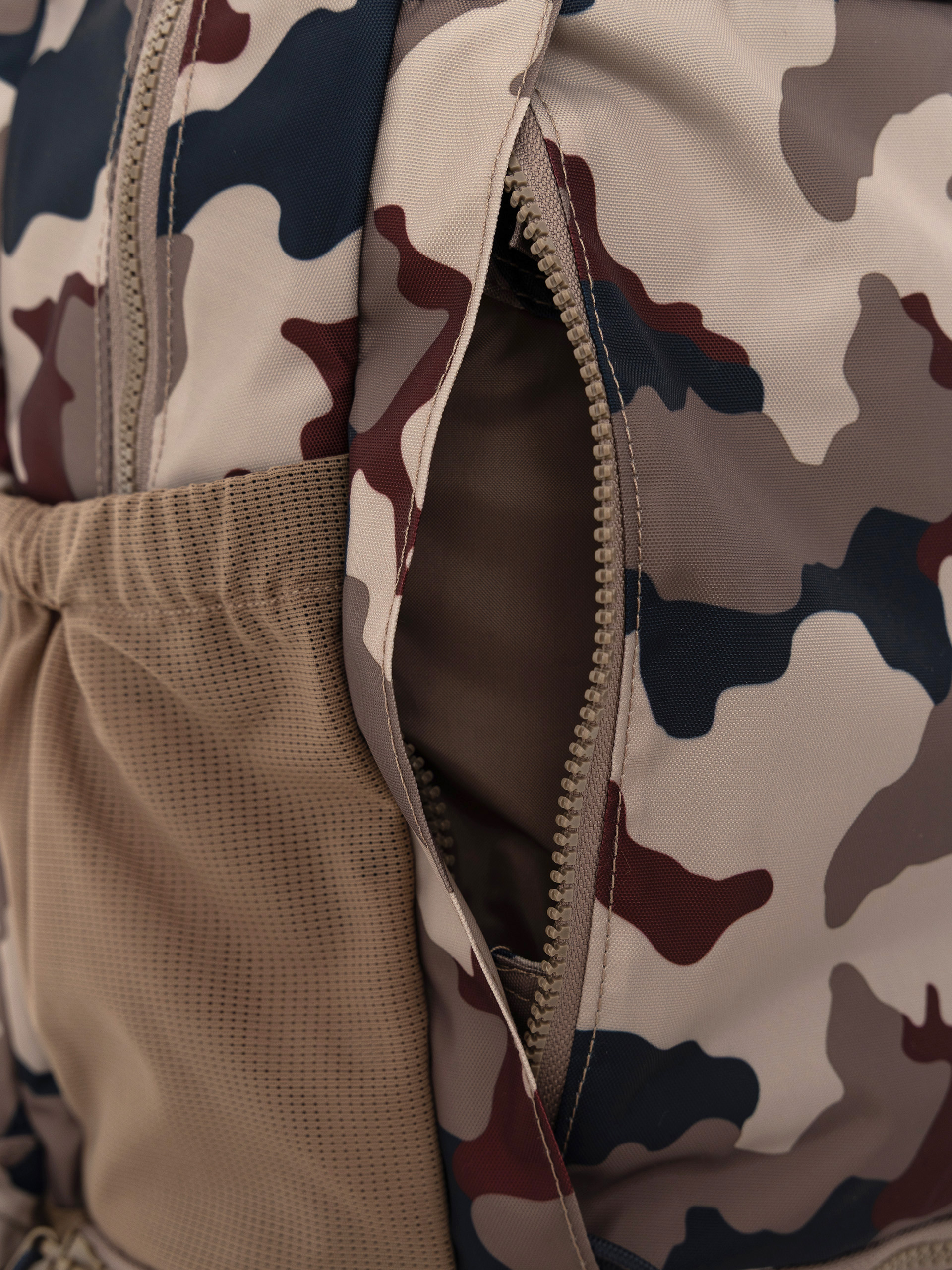 Rucsac adidas Fs+ Camo (khathr/khasix/aurink)