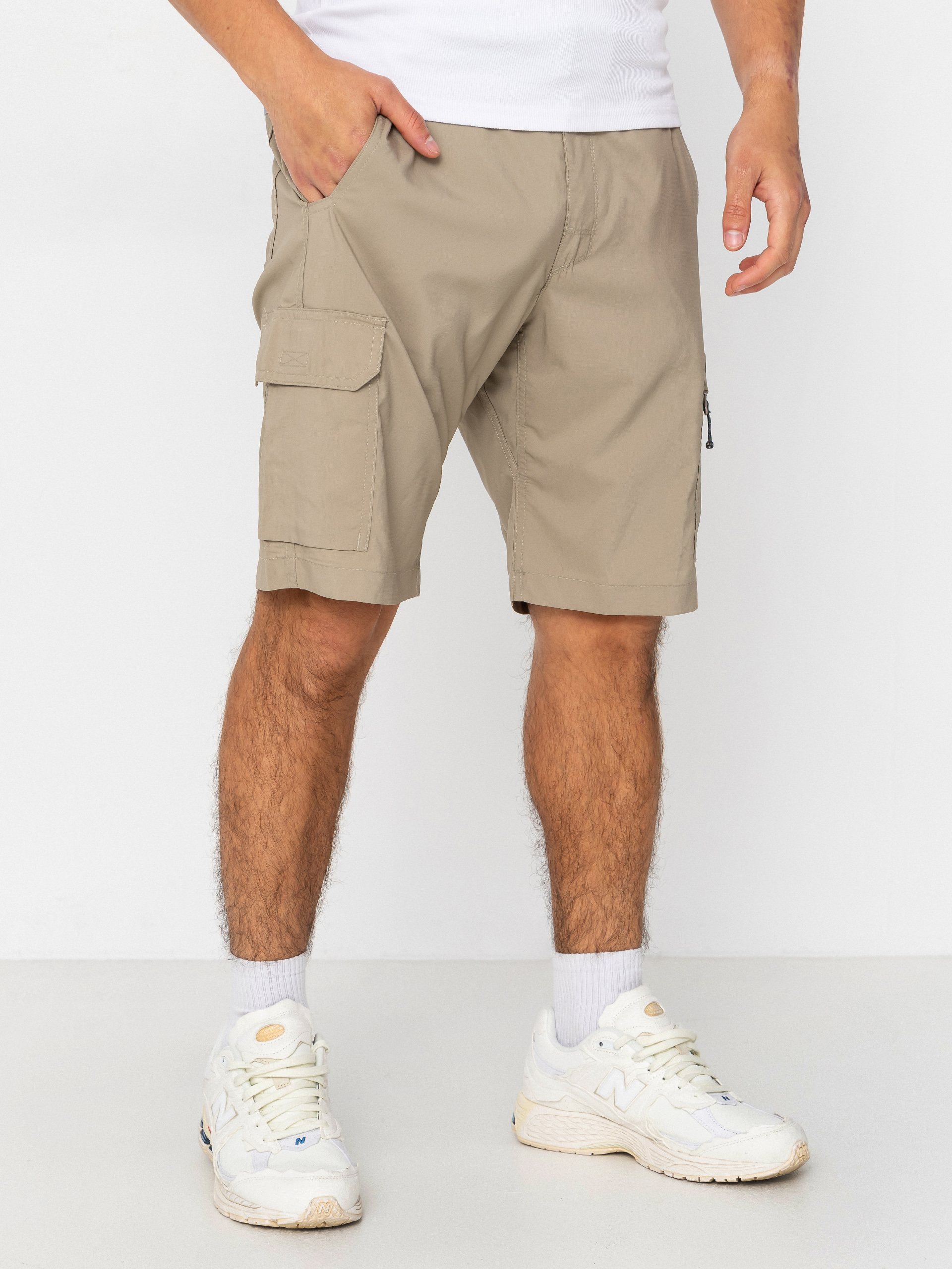 Pantaloni scurți Columbia Silver Ridge Utility Cargo (tusk)