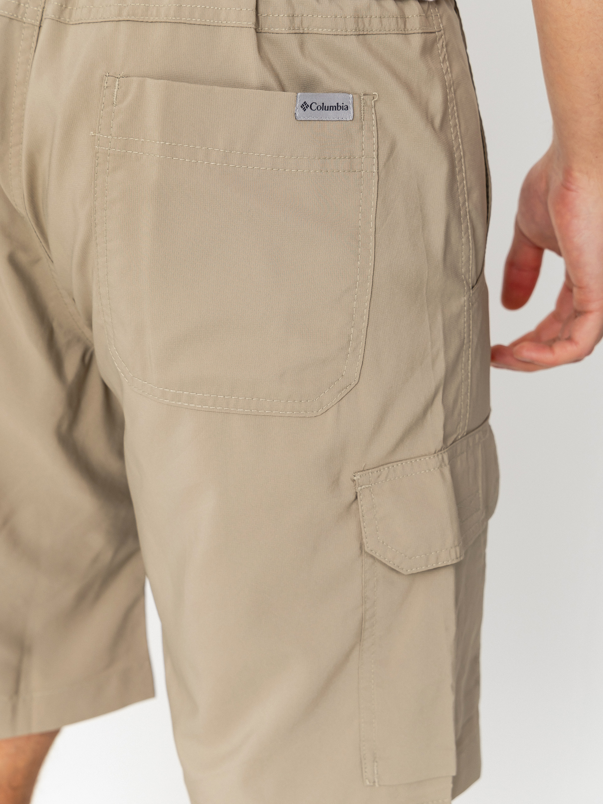 Pantaloni scurți Columbia Silver Ridge Utility Cargo (tusk)