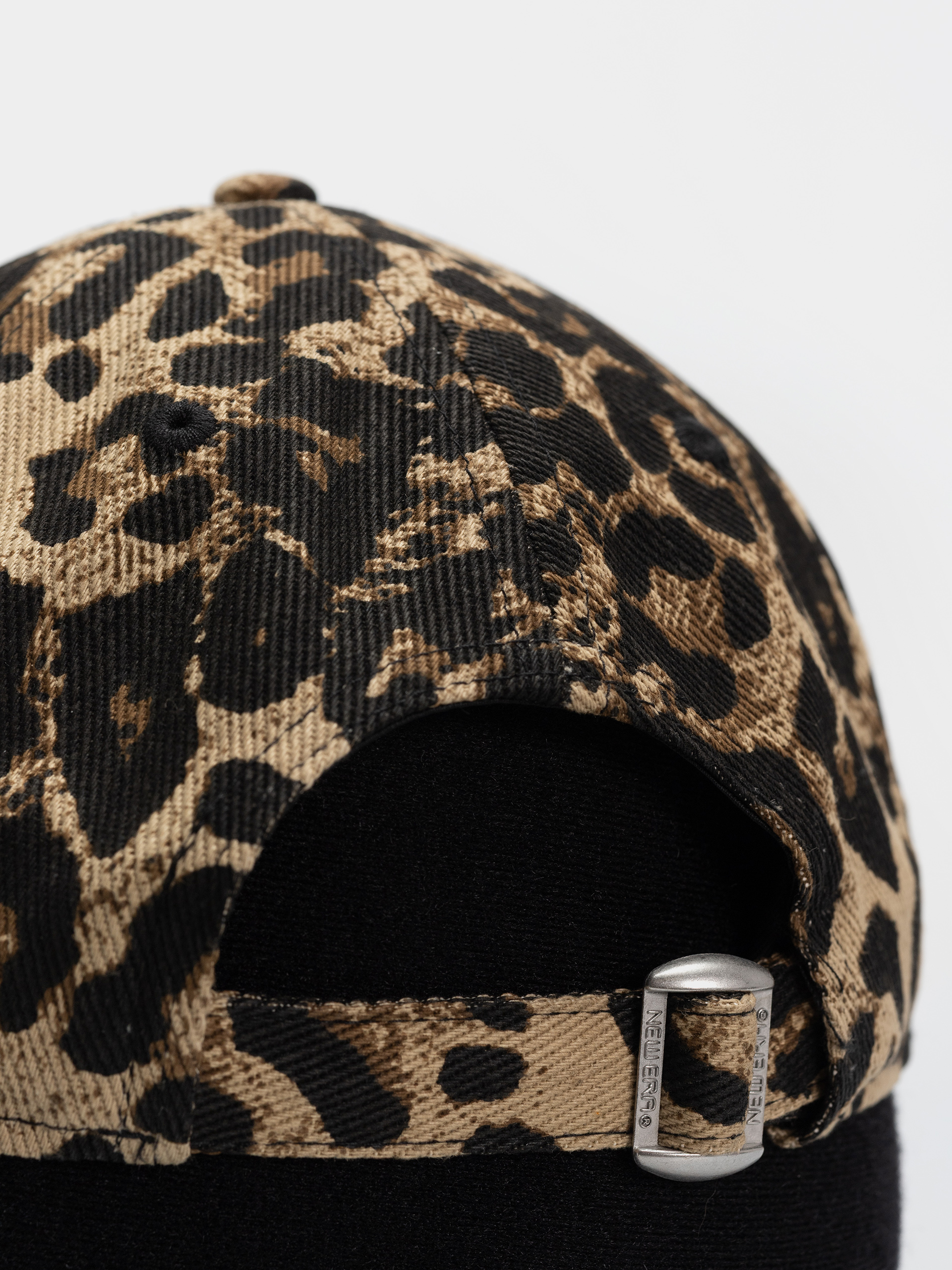 Șapcă New Era Leopard 9Twenty New York Yankees Wmn (camo leo)