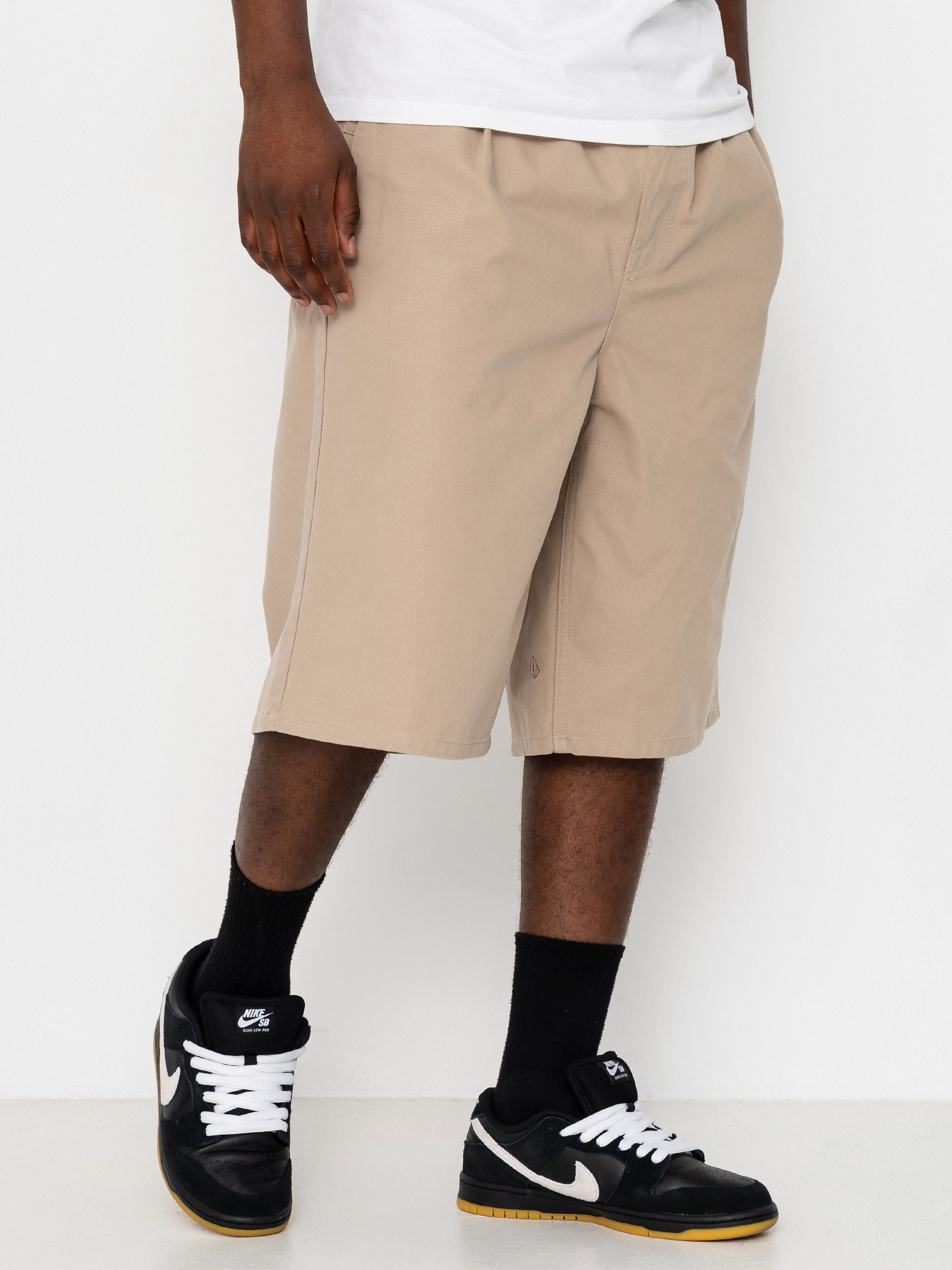 Pantaloni scurți Volcom Chillow Pleat Ew Chino Sht 24 (light khaki)