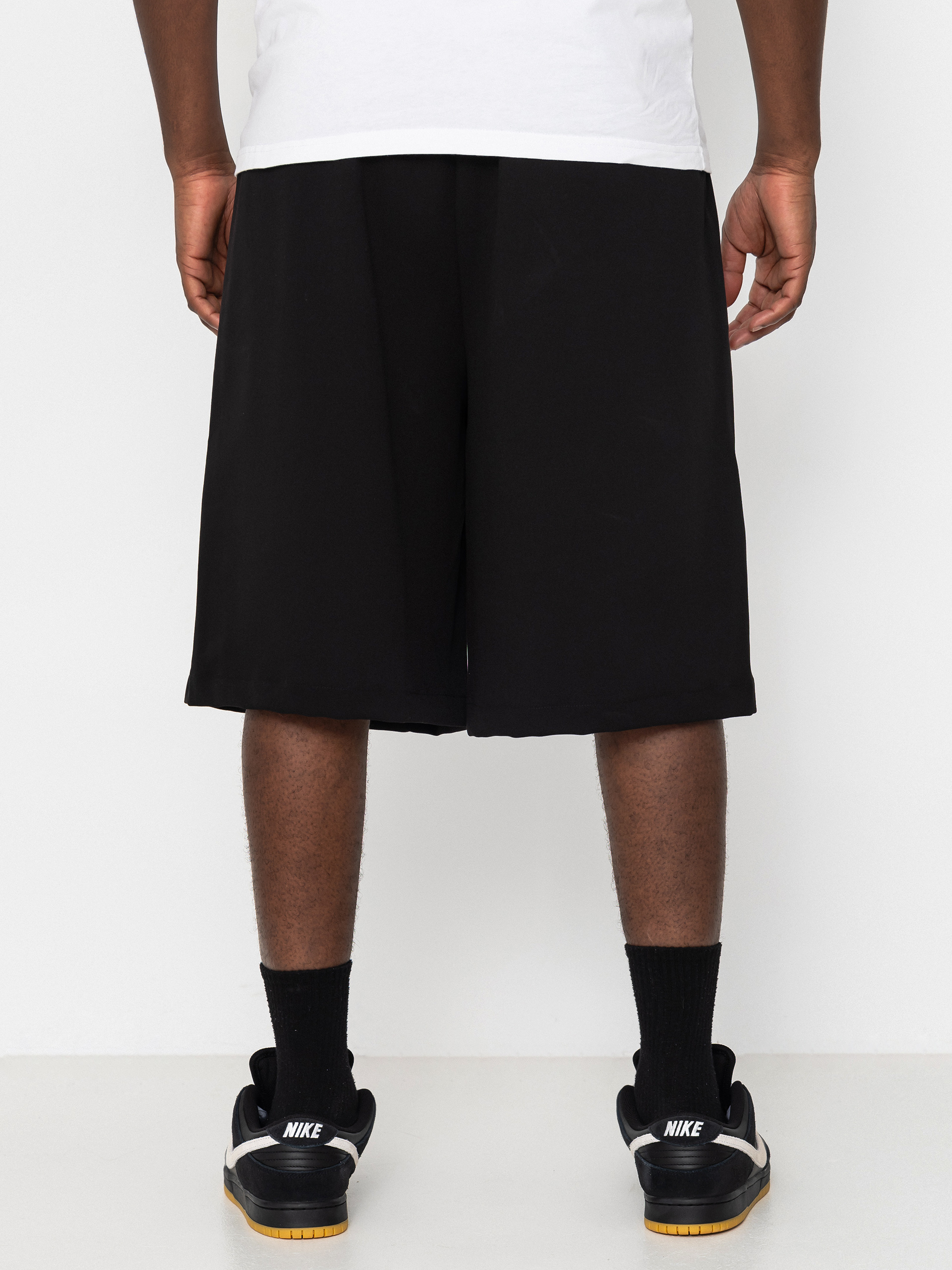 Pantaloni scurți Wasted Paris Pleated (black)