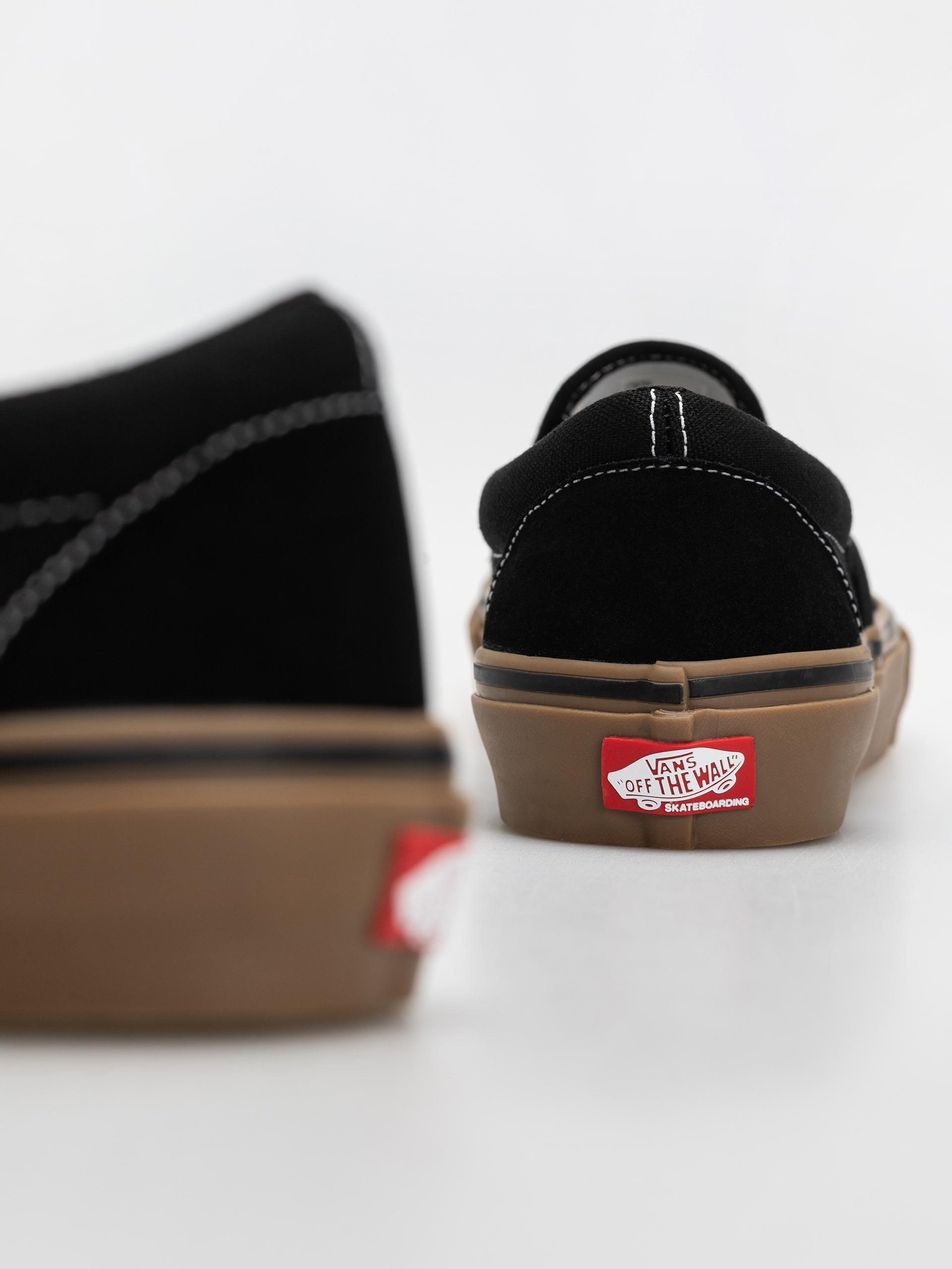 Pantofi Vans Skate Slip On (black/gum/white)