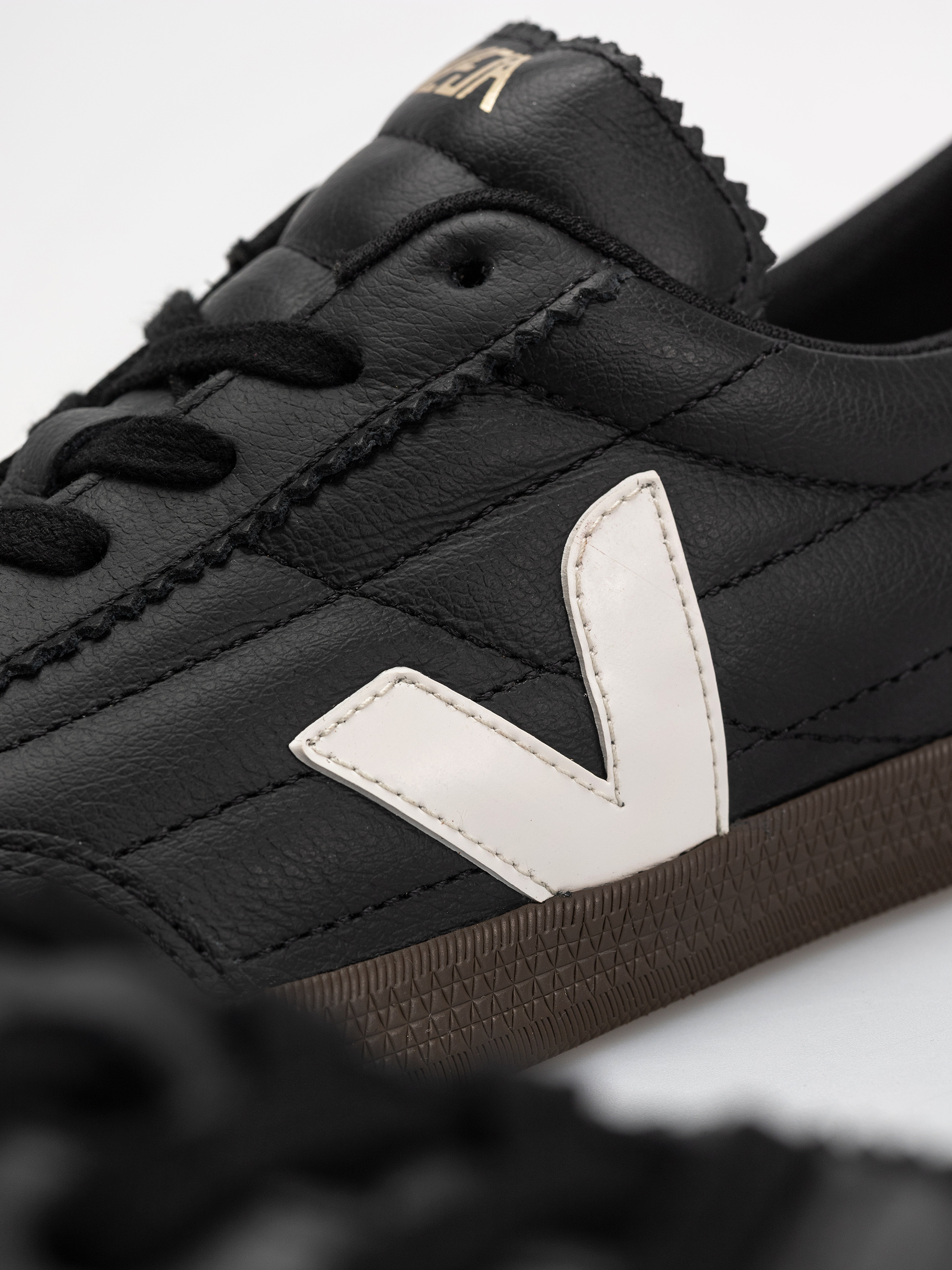 Pantofi Veja Panenka Wmn (black white)